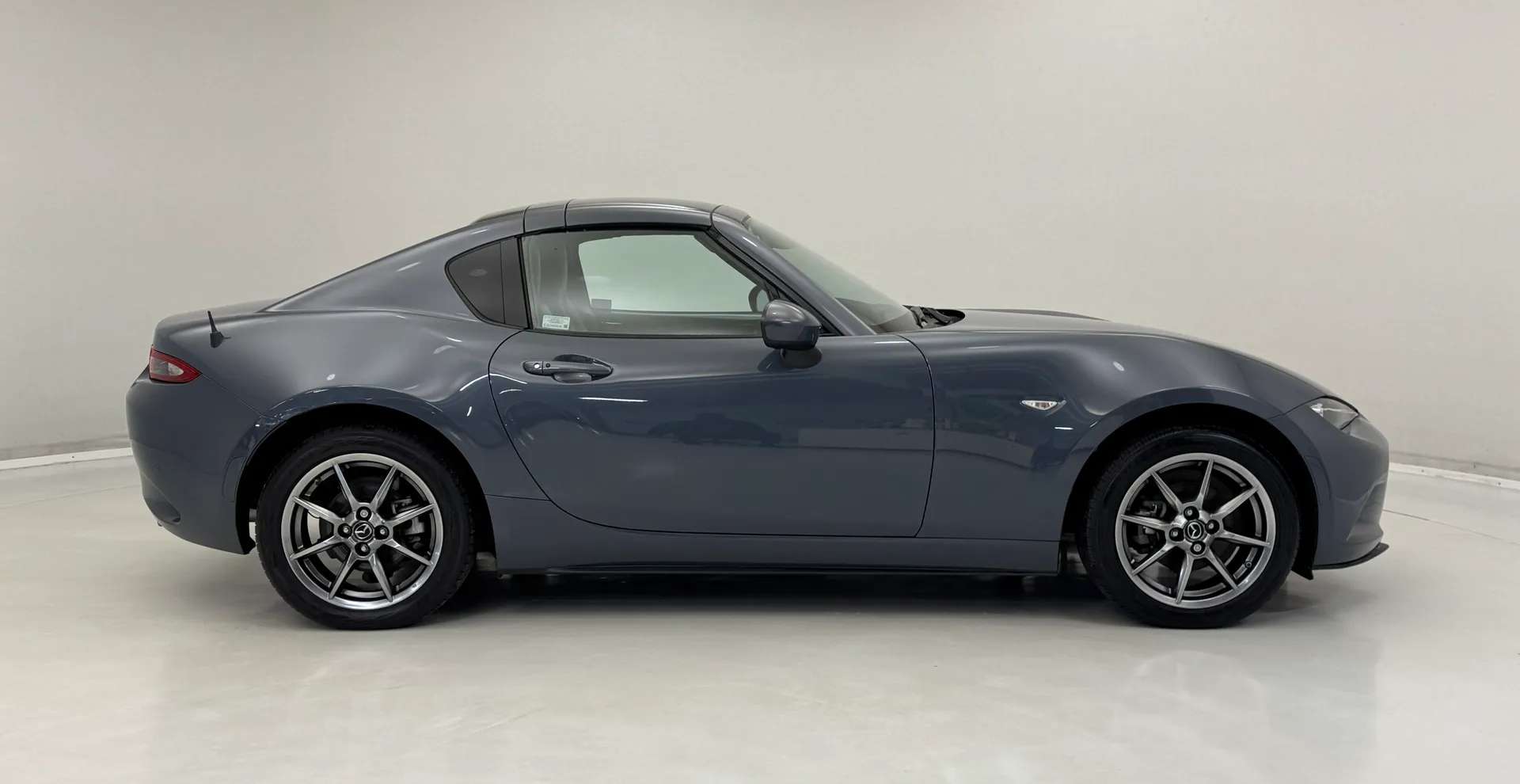 2021 MAZDA MX-5 2021 MAZDA MX-5