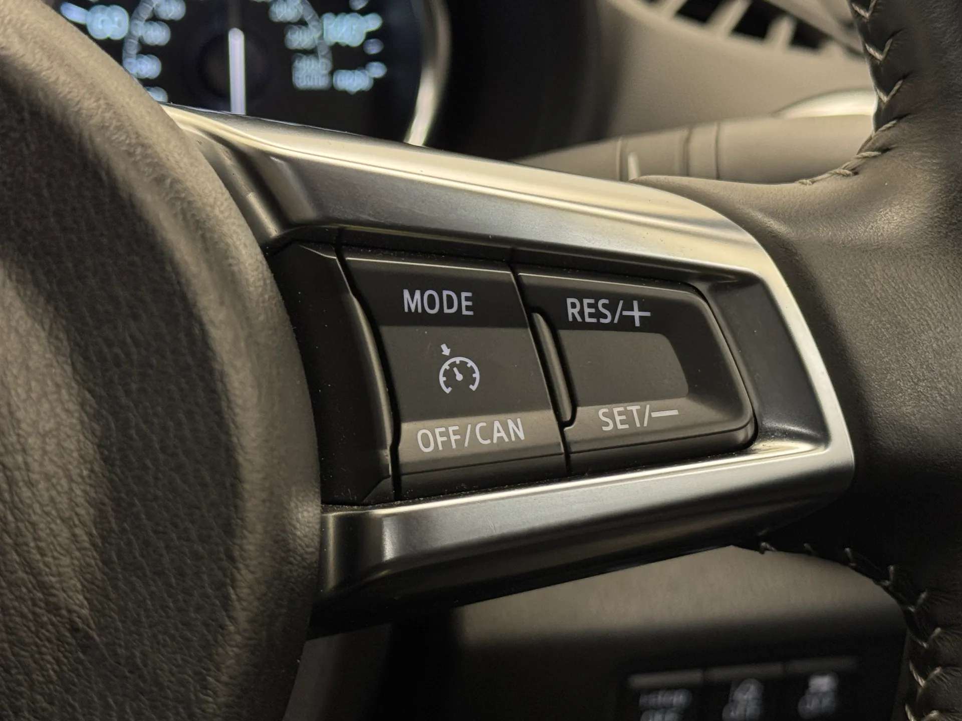 2021 MAZDA MX-5 2021 MAZDA MX-5