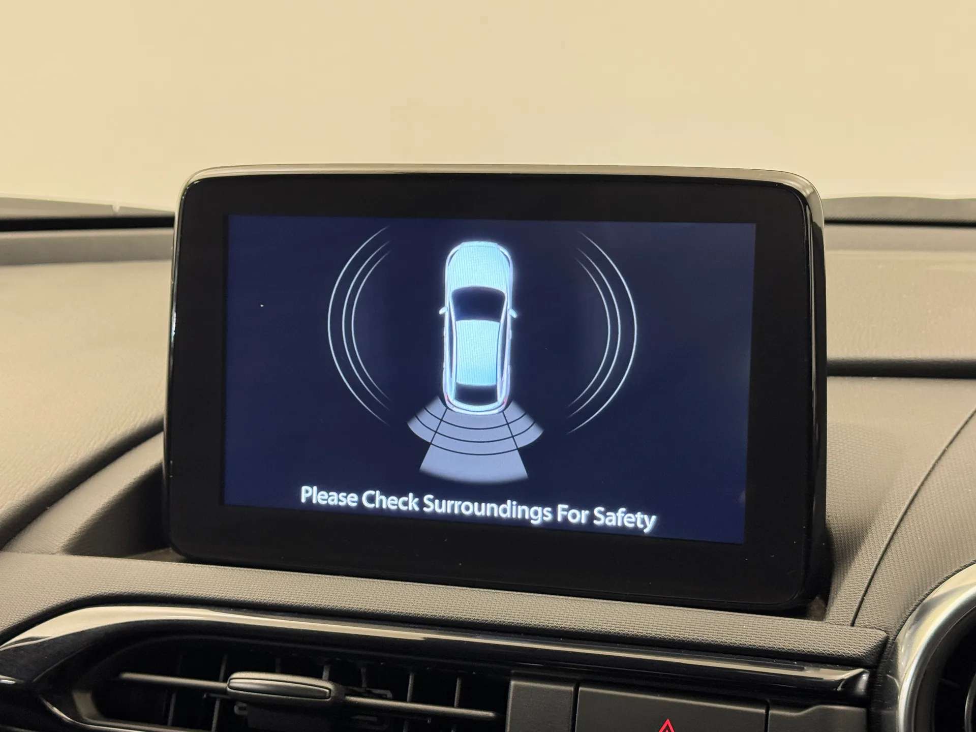 2021 MAZDA MX-5 2021 MAZDA MX-5