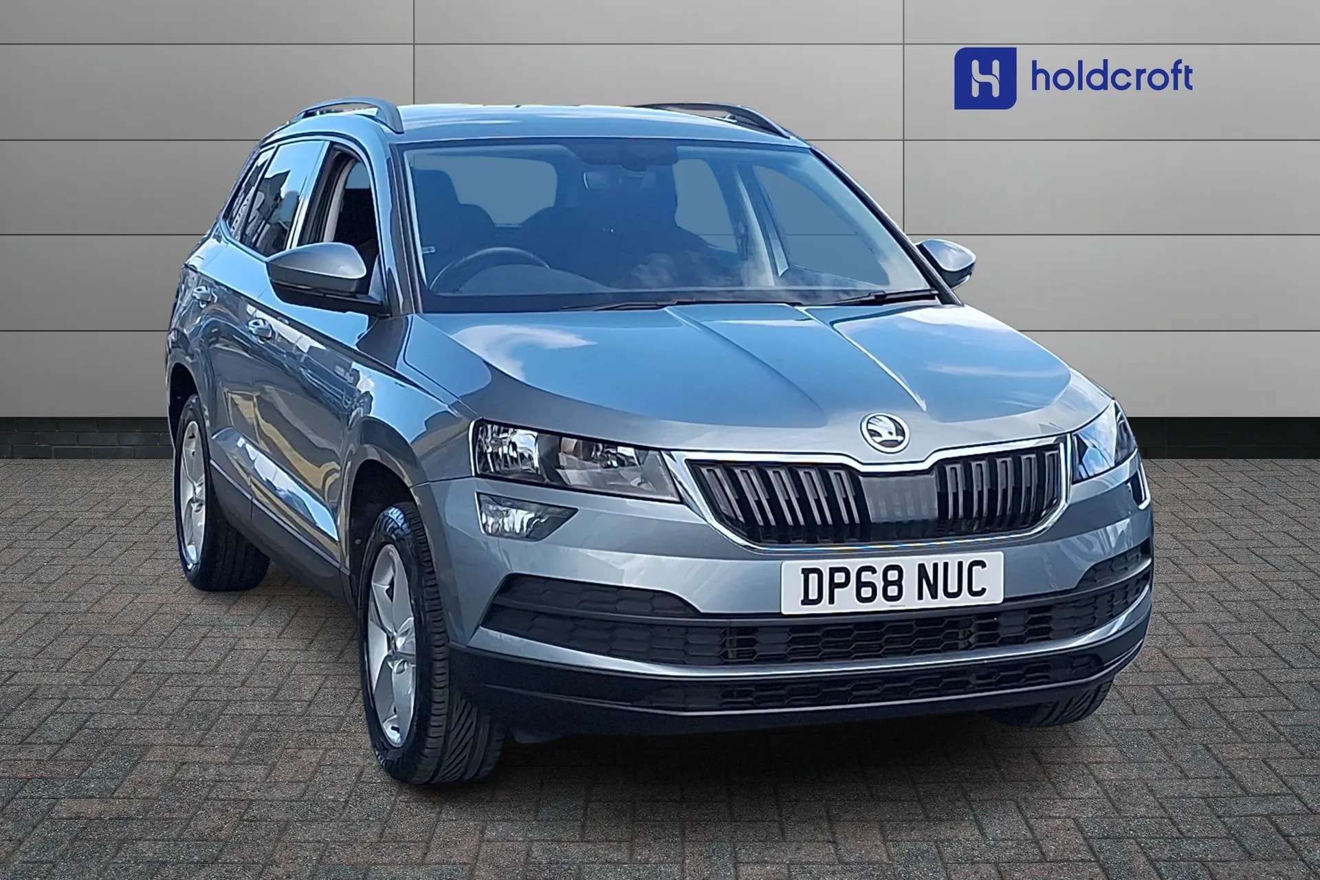 A 2019 SKODA KAROQ 1.5 TSI SE 5dr A 2019 SKODA KAROQ 1.5 TSI SE 5dr