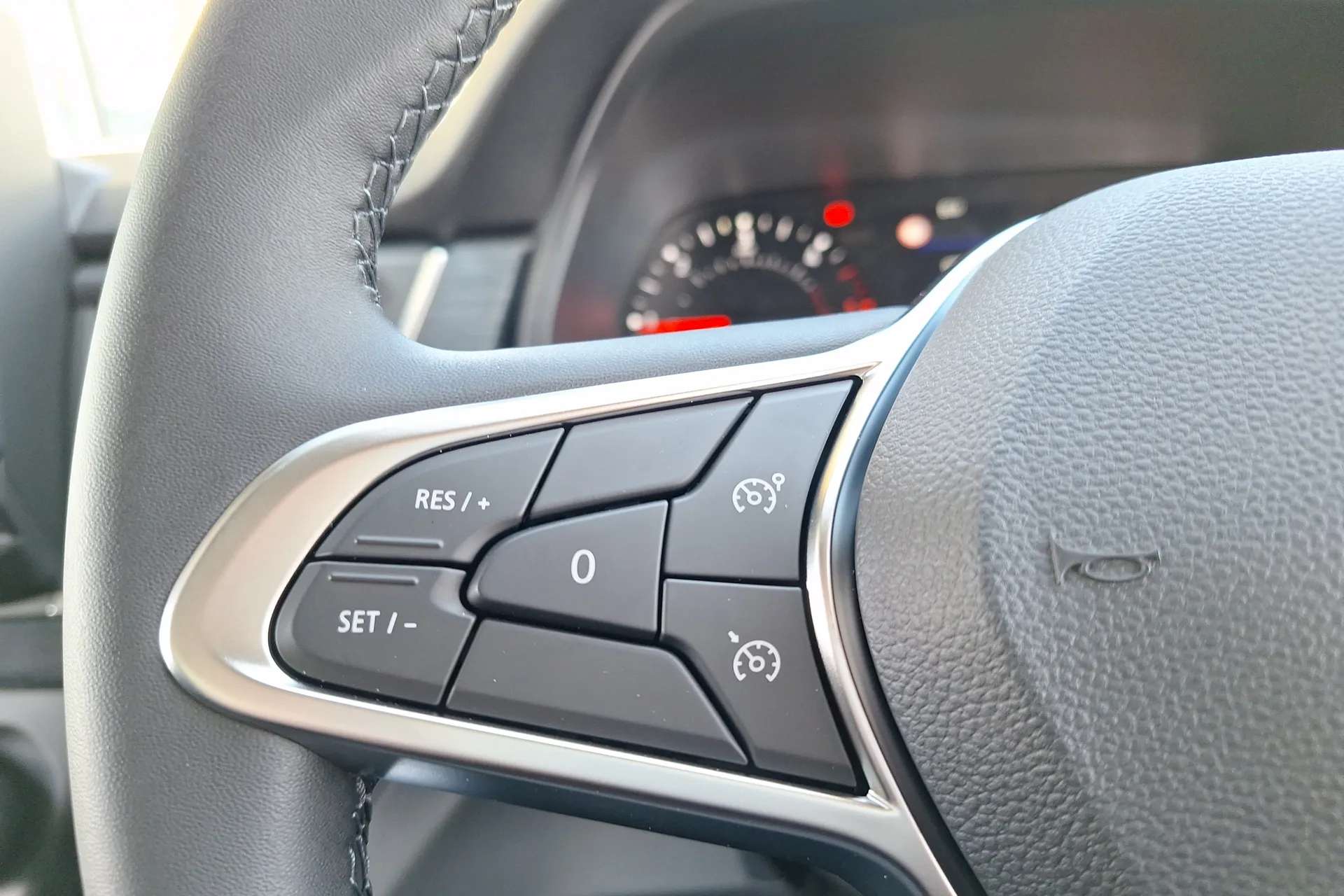 2024 RENAULT TRAFIC 2024 RENAULT TRAFIC