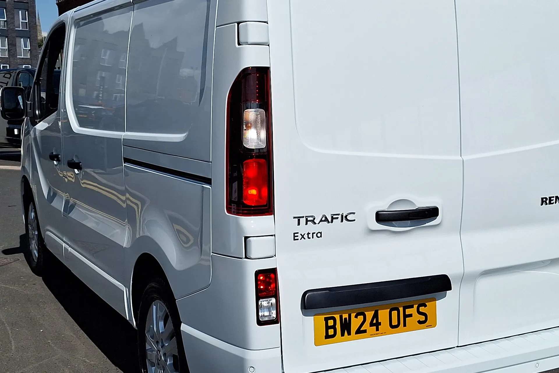 2024 RENAULT TRAFIC 2024 RENAULT TRAFIC