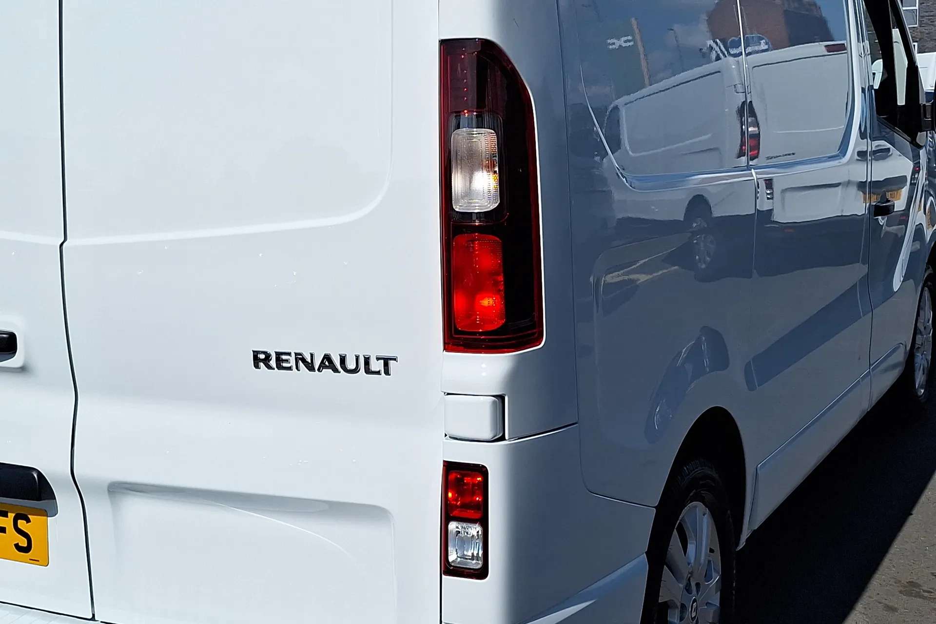 2024 RENAULT TRAFIC 2024 RENAULT TRAFIC