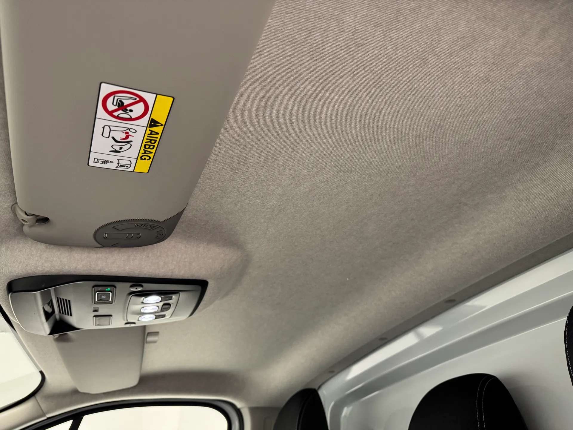 2026 RENAULT TRAFIC 2026 RENAULT TRAFIC