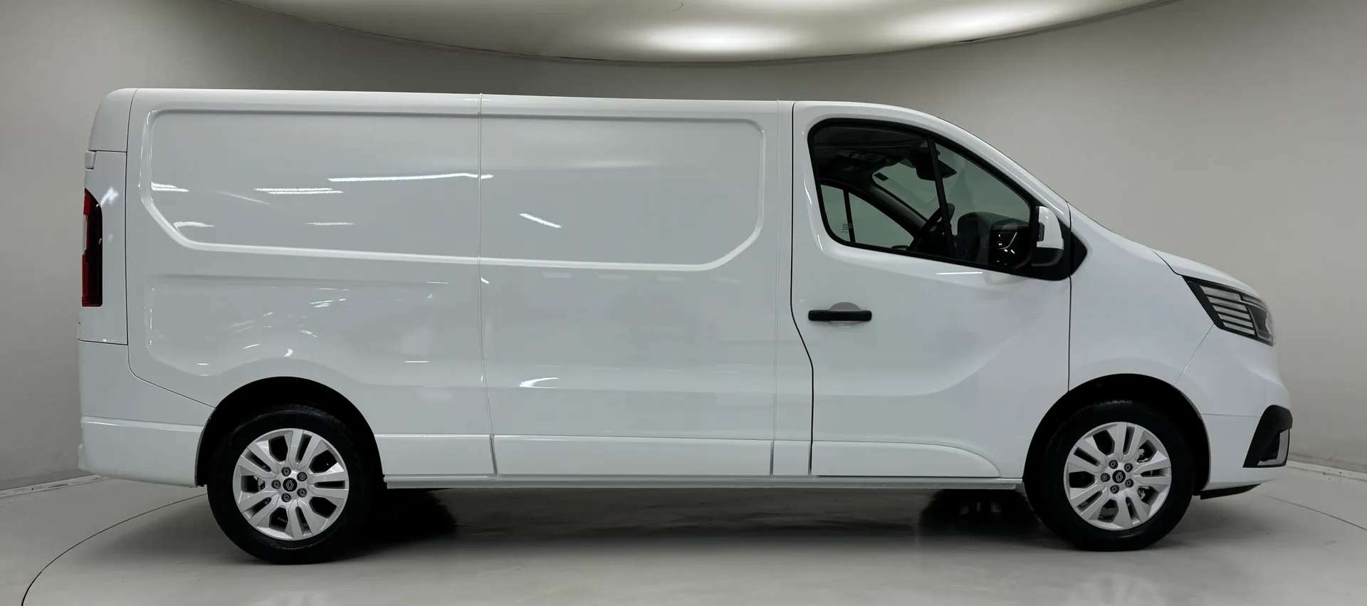 2026 RENAULT TRAFIC 2026 RENAULT TRAFIC