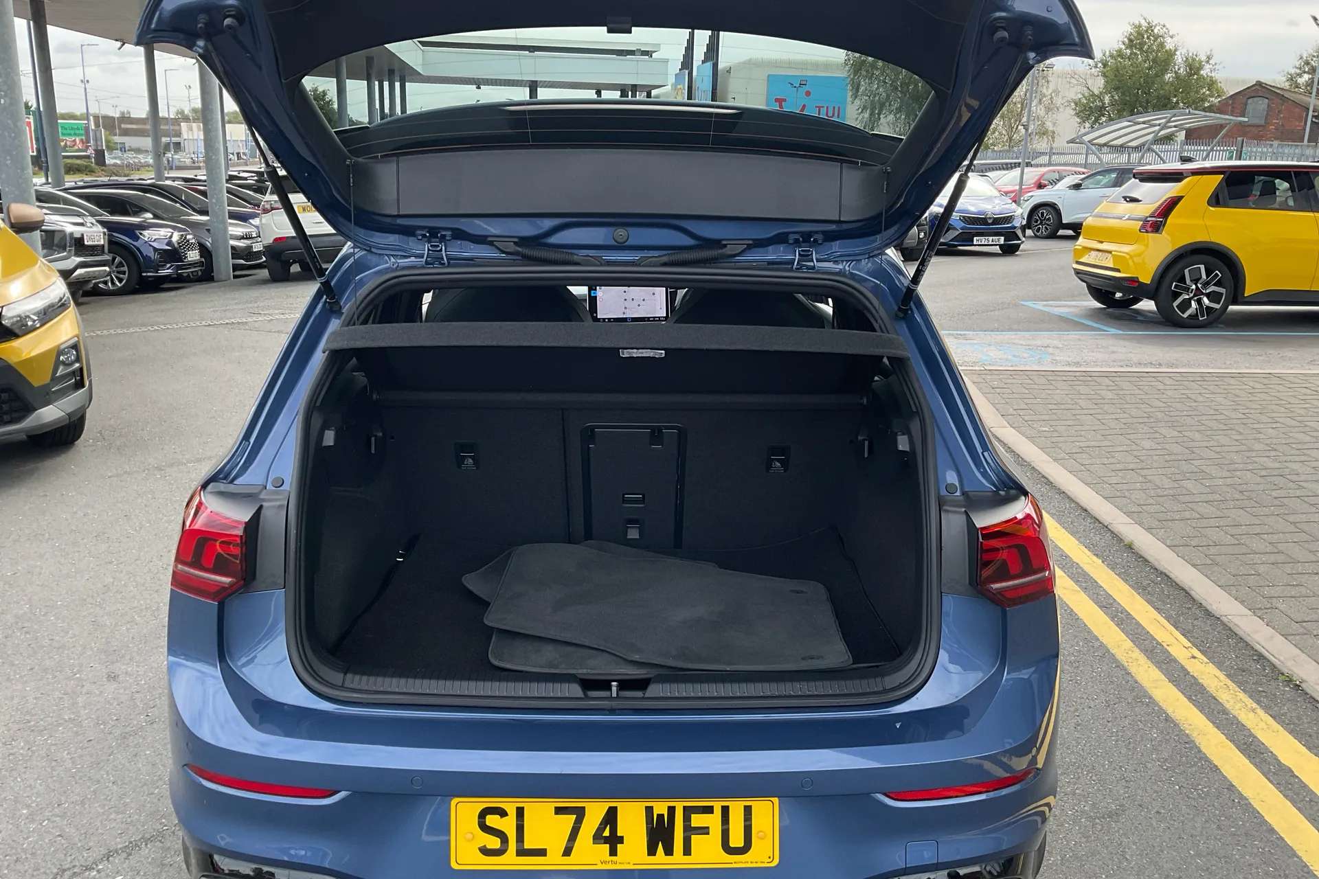 2024 VOLKSWAGEN GOLF 2024 VOLKSWAGEN GOLF