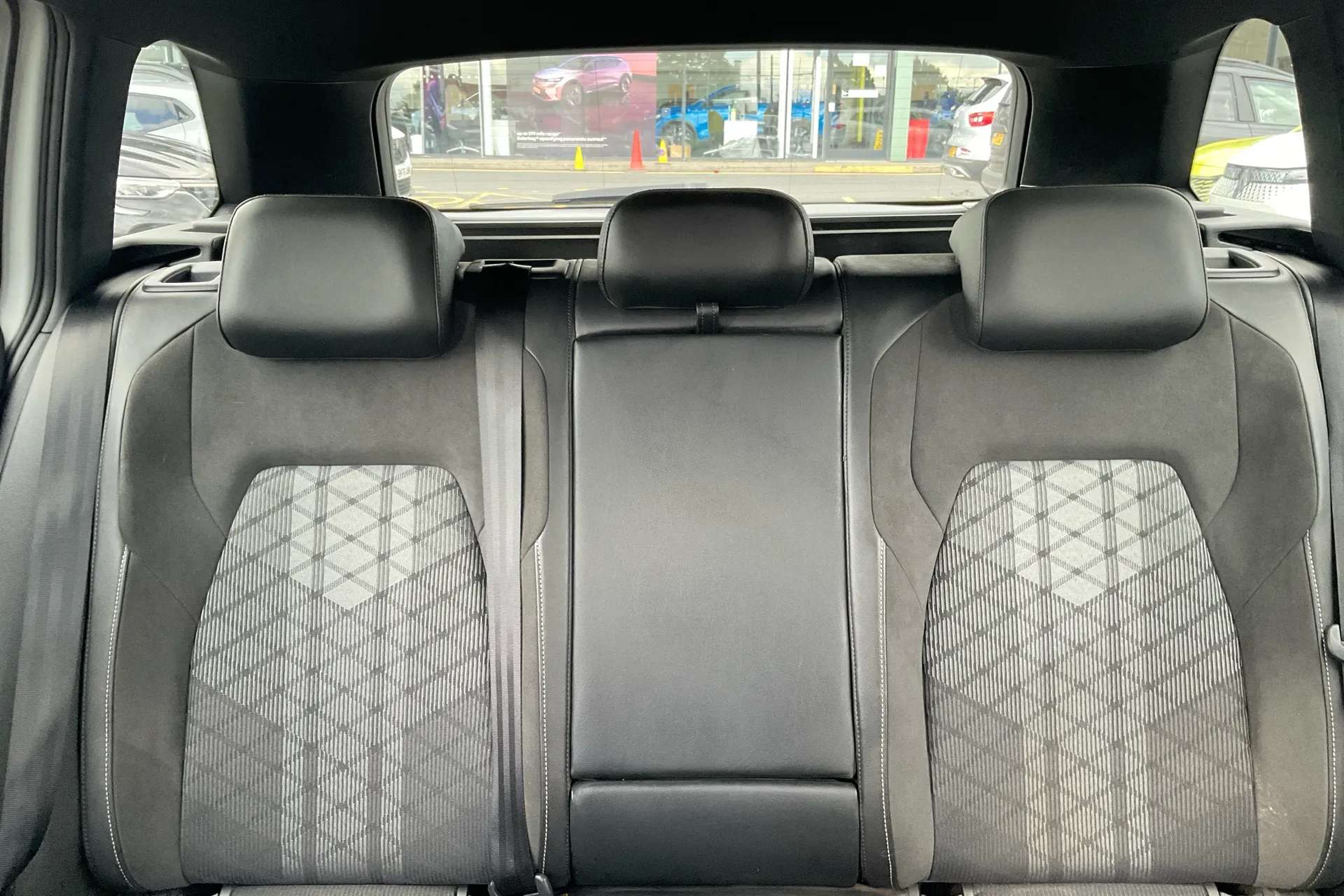2025 VOLKSWAGEN GOLF 2025 VOLKSWAGEN GOLF