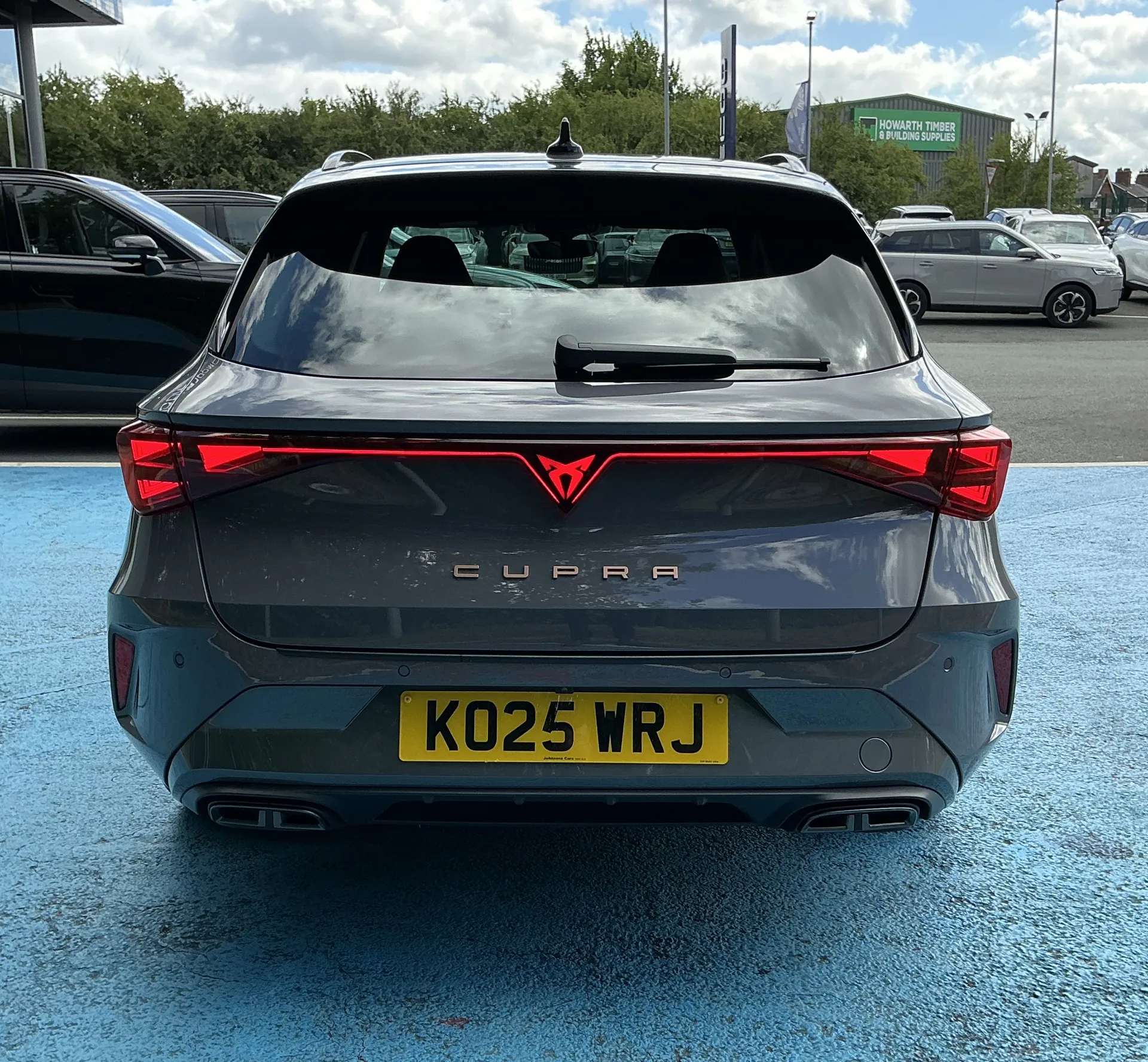 2025 CUPRA LEON 2025 CUPRA LEON