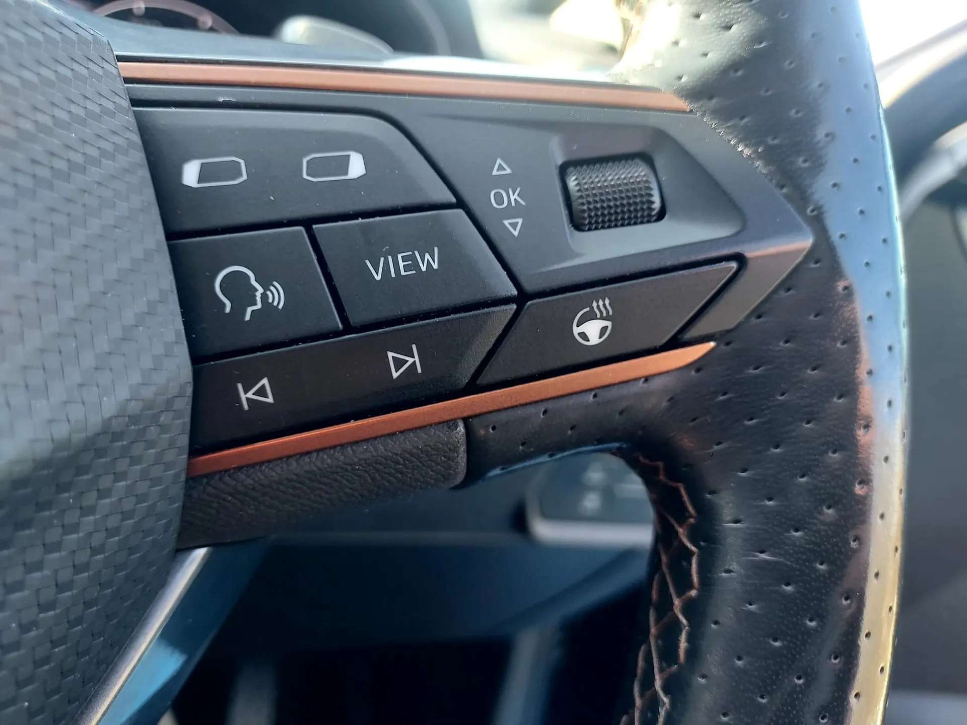 2022 CUPRA FORMENTOR 2022 CUPRA FORMENTOR