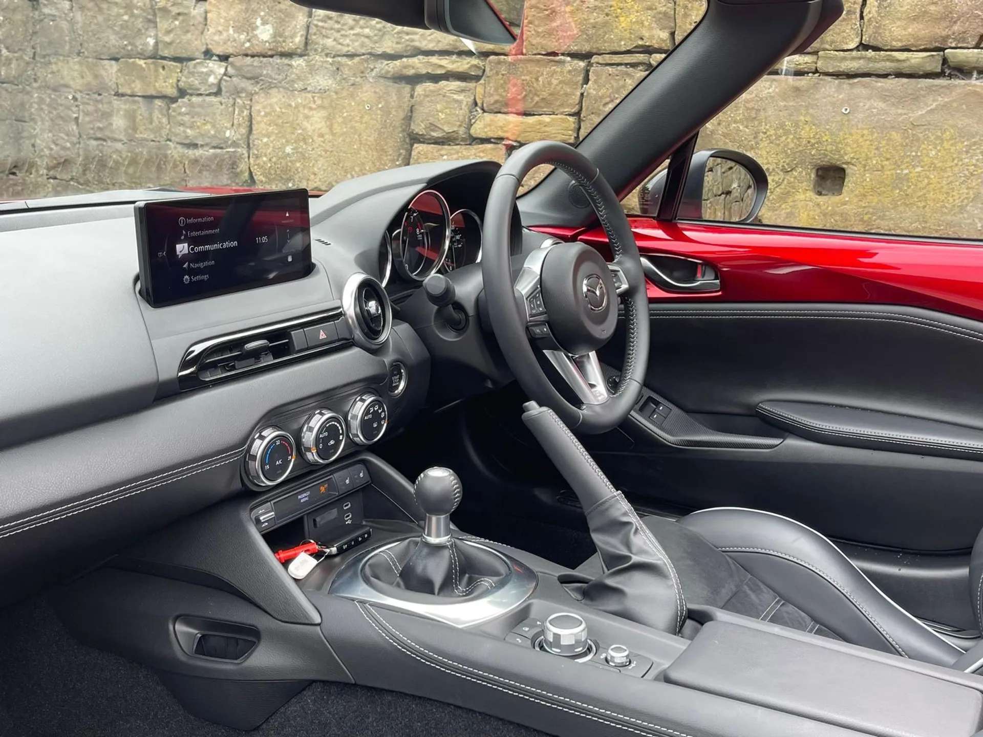 2025 MAZDA MX-5 2025 MAZDA MX-5