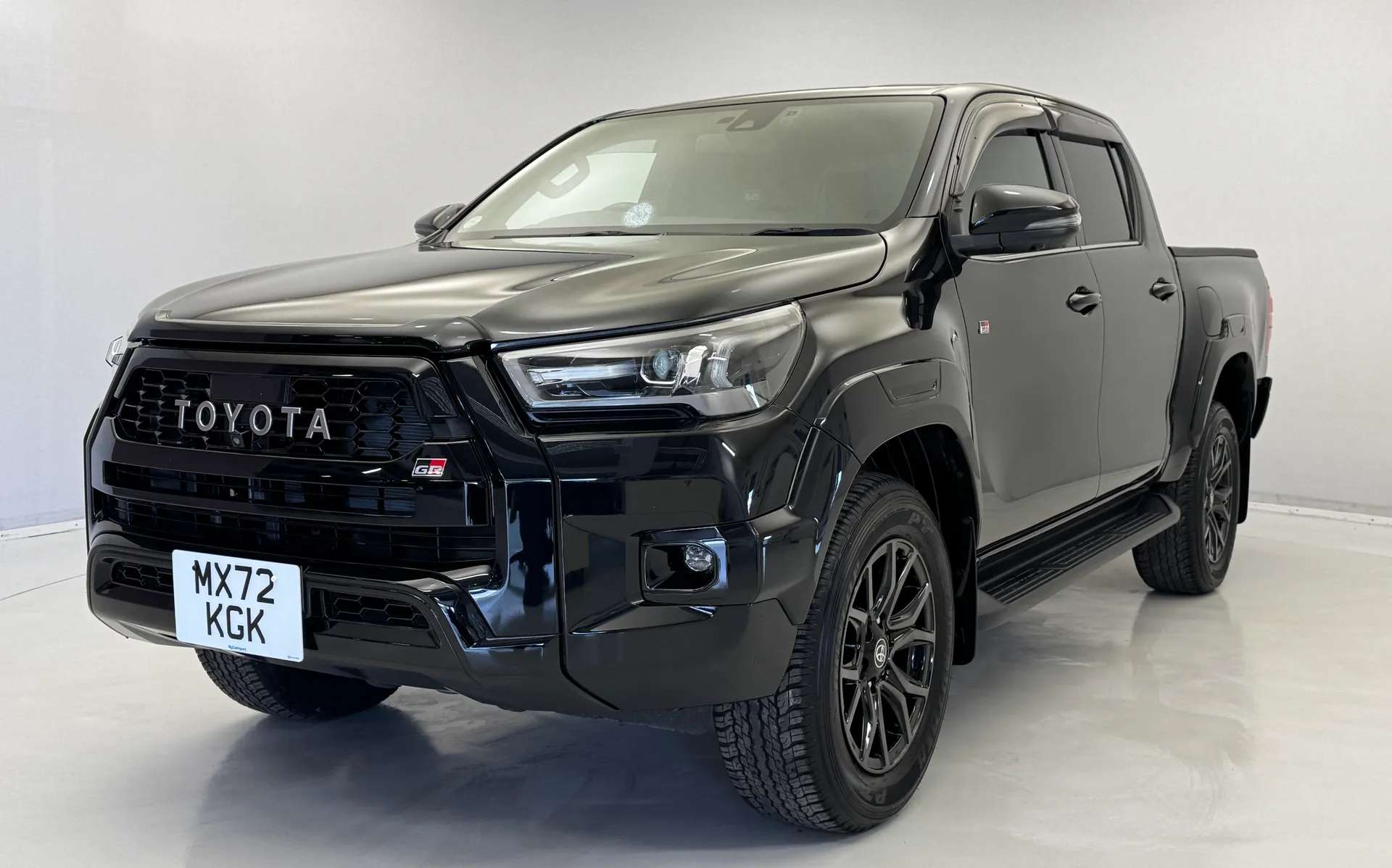 A 2022 TOYOTA HILUX GR Sport D/Cab Pick Up 2.8 D-4D Auto A 2022 TOYOTA HILUX GR Sport D/Cab Pick Up 2.8 D-4D Auto