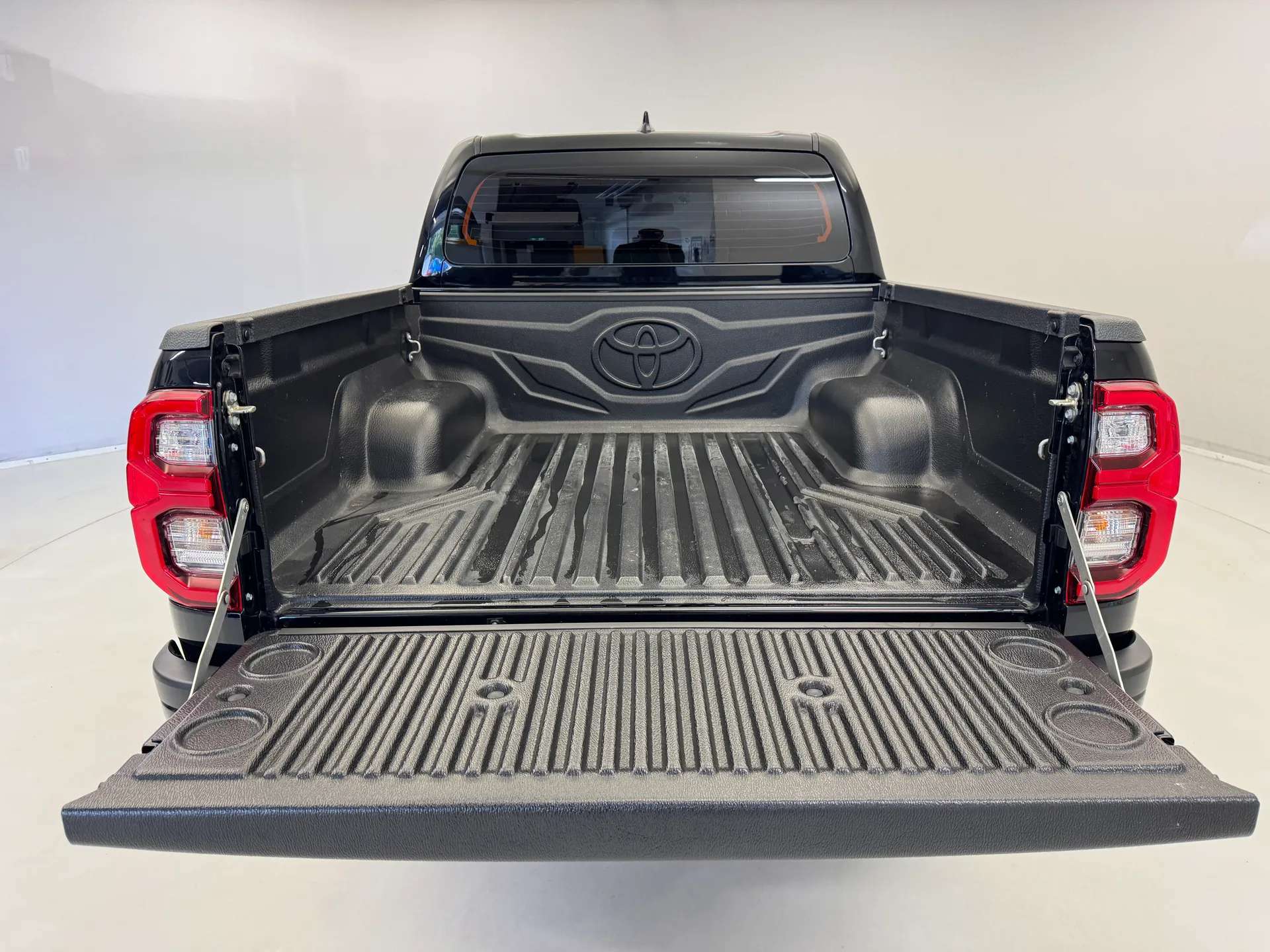 2022 TOYOTA HILUX 2022 TOYOTA HILUX