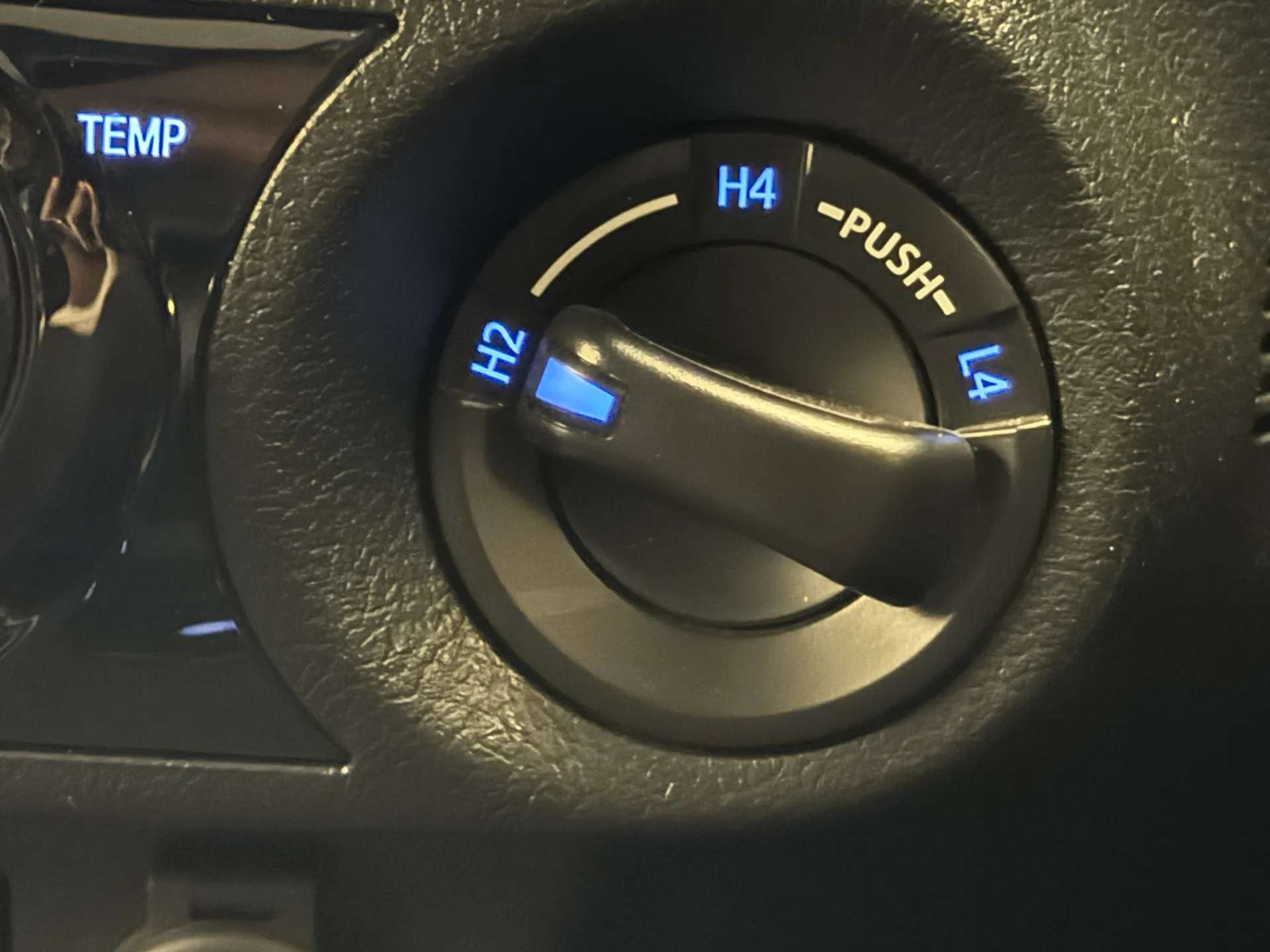 2022 TOYOTA HILUX 2022 TOYOTA HILUX