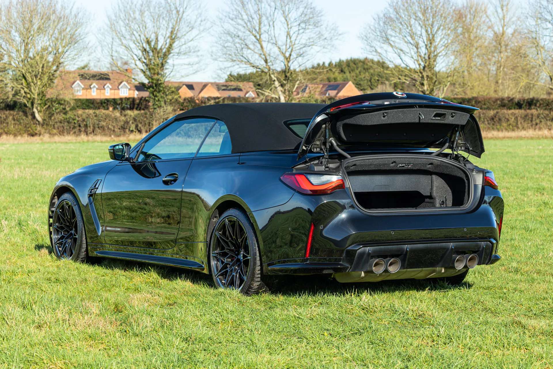 2022 BMW M4 2022 BMW M4