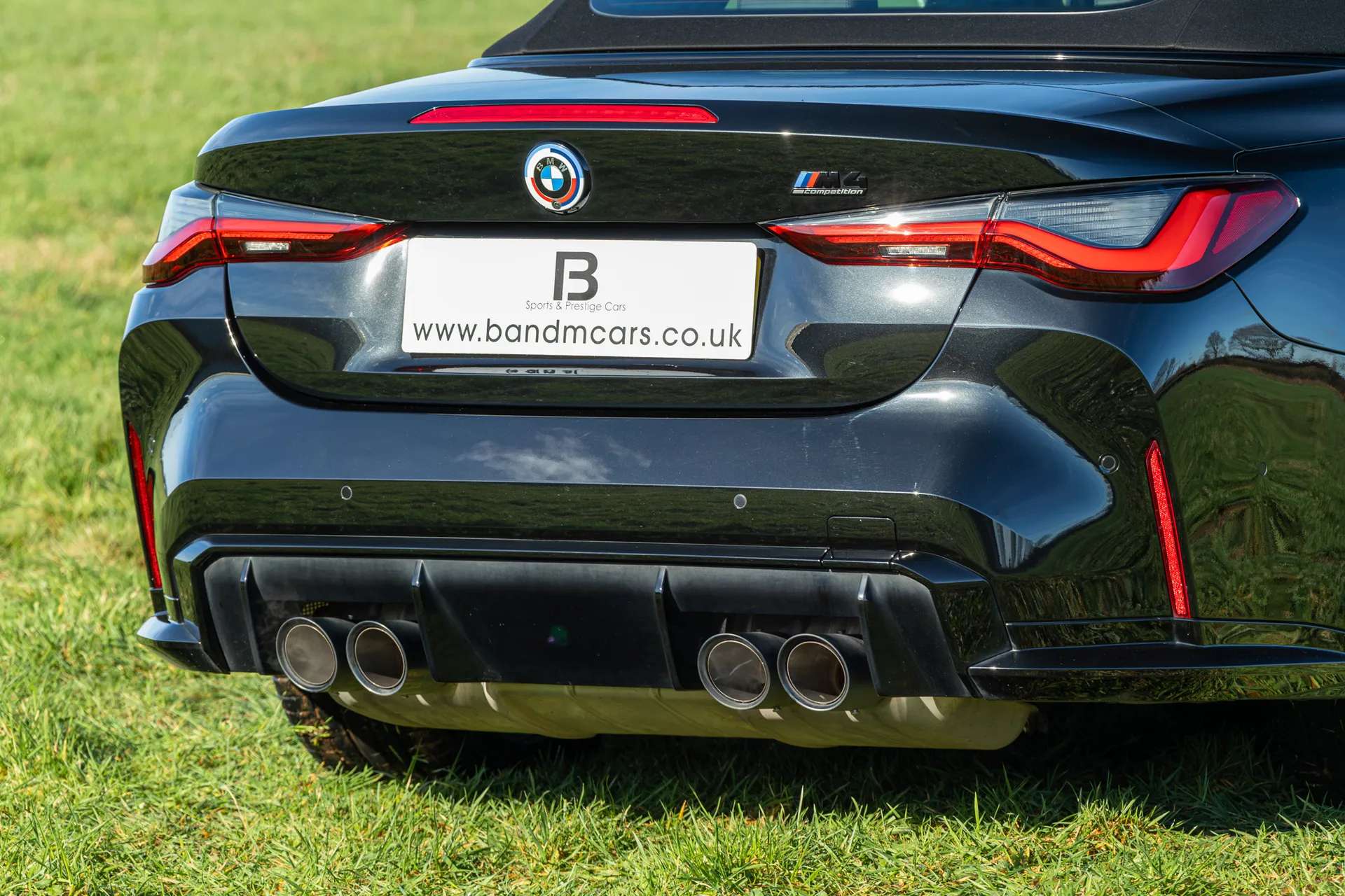 2022 BMW M4 2022 BMW M4