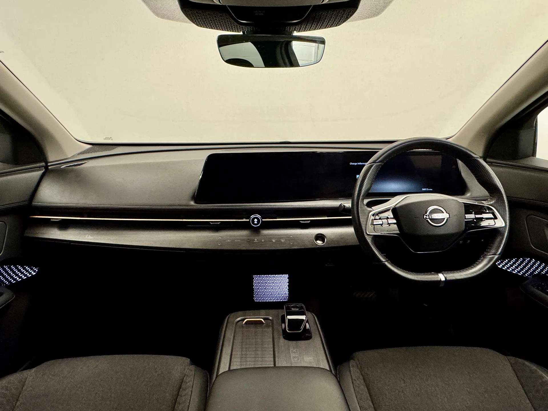 A 2024 NISSAN ARIYA 178kW Advance 87kWh 22kWCh 5dr Auto A 2024 NISSAN ARIYA 178kW Advance 87kWh 22kWCh 5dr Auto