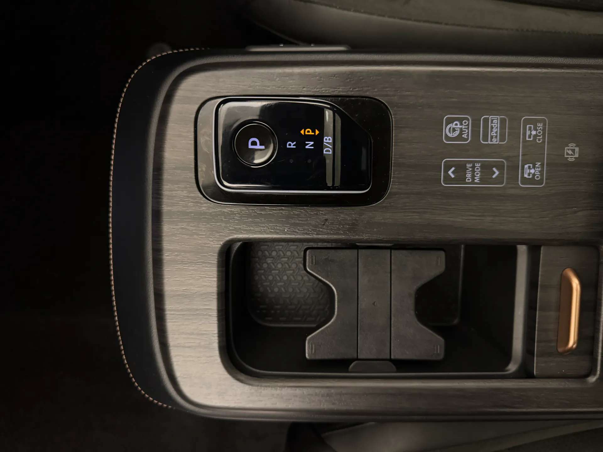 2025 NISSAN ARIYA 2025 NISSAN ARIYA