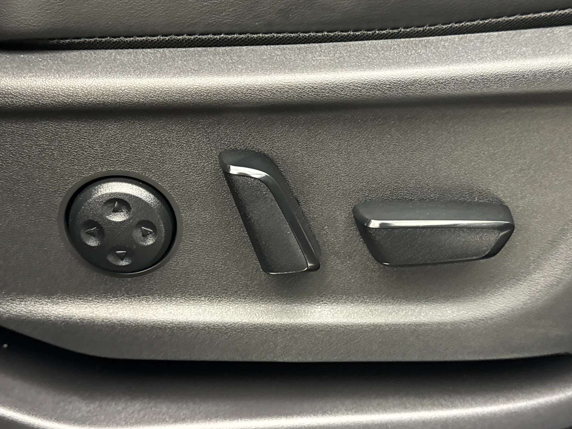 2025 NISSAN ARIYA 2025 NISSAN ARIYA