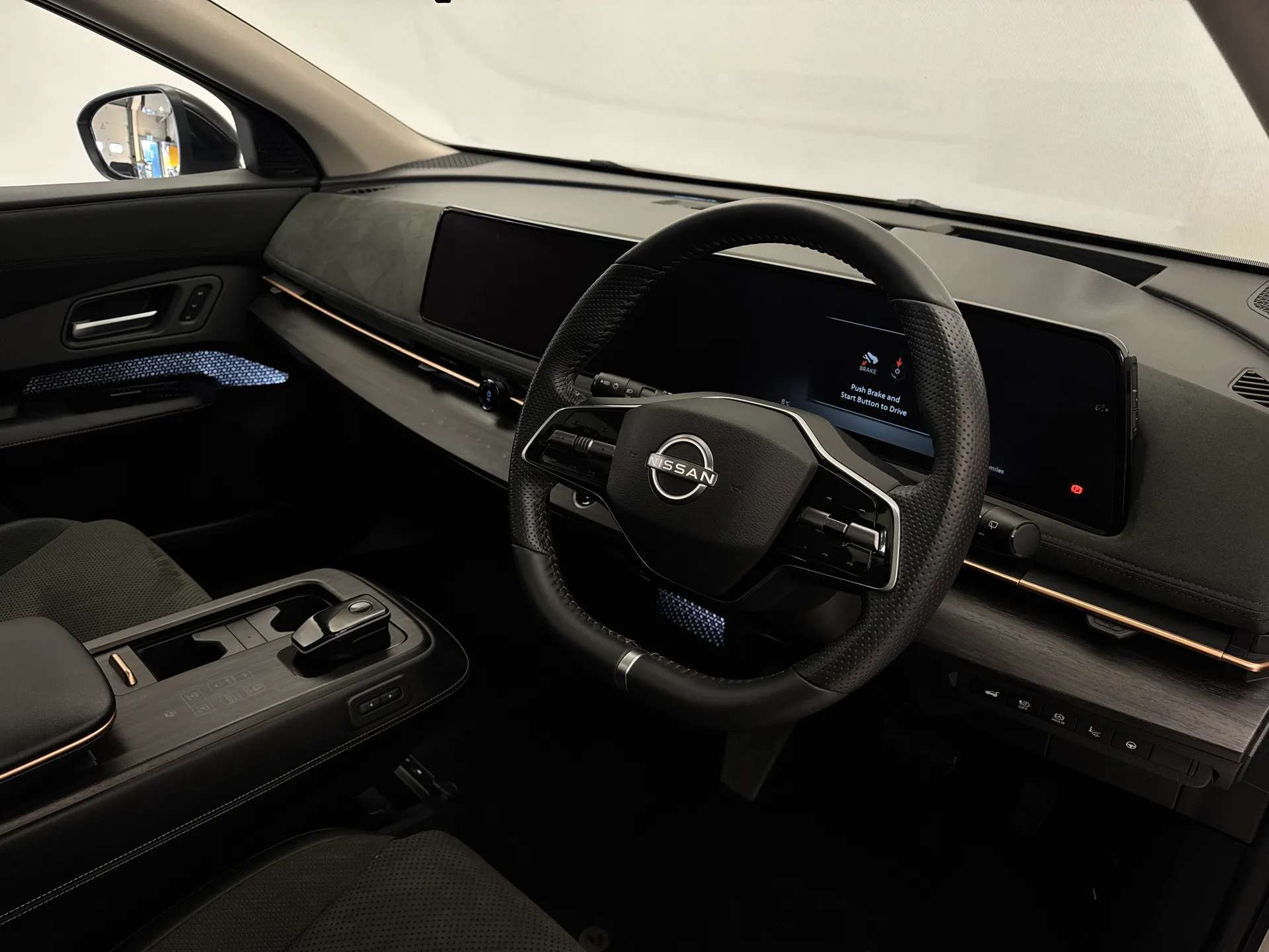 2025 NISSAN ARIYA 2025 NISSAN ARIYA