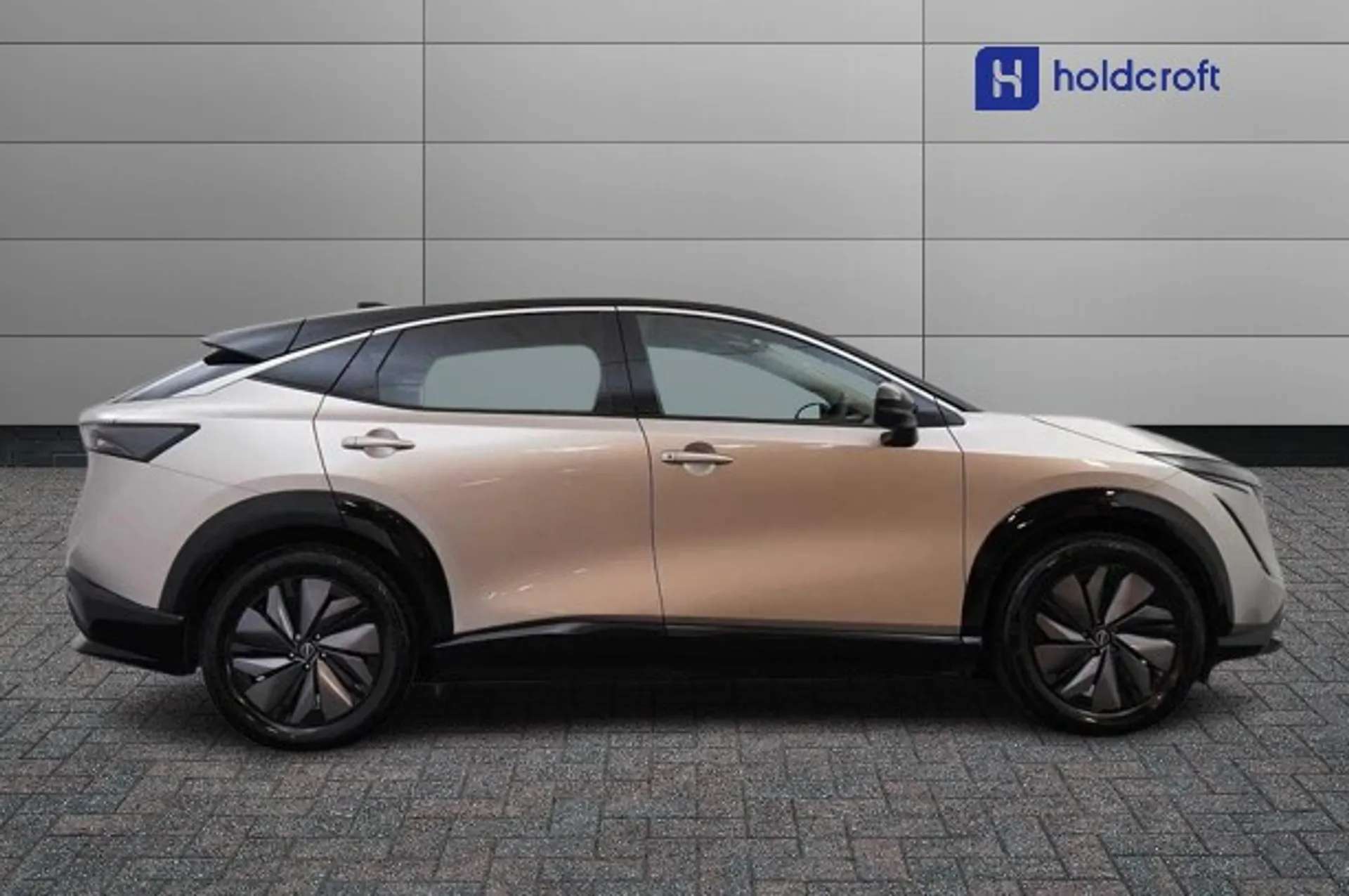 2024 NISSAN ARIYA 2024 NISSAN ARIYA