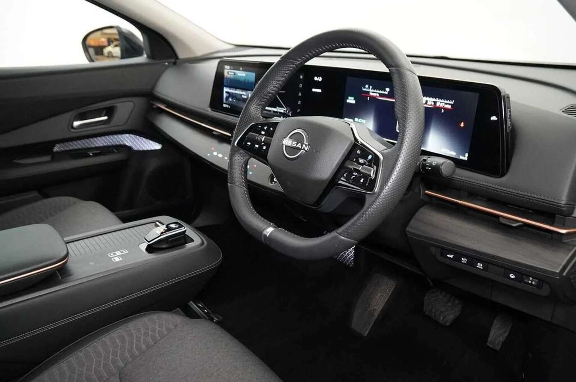 2024 NISSAN ARIYA 2024 NISSAN ARIYA