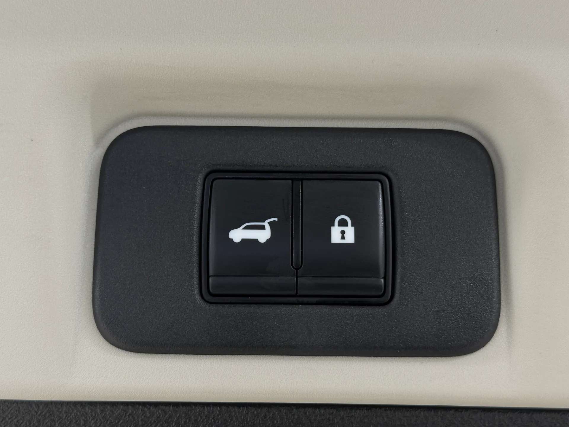 2024 NISSAN ARIYA 2024 NISSAN ARIYA