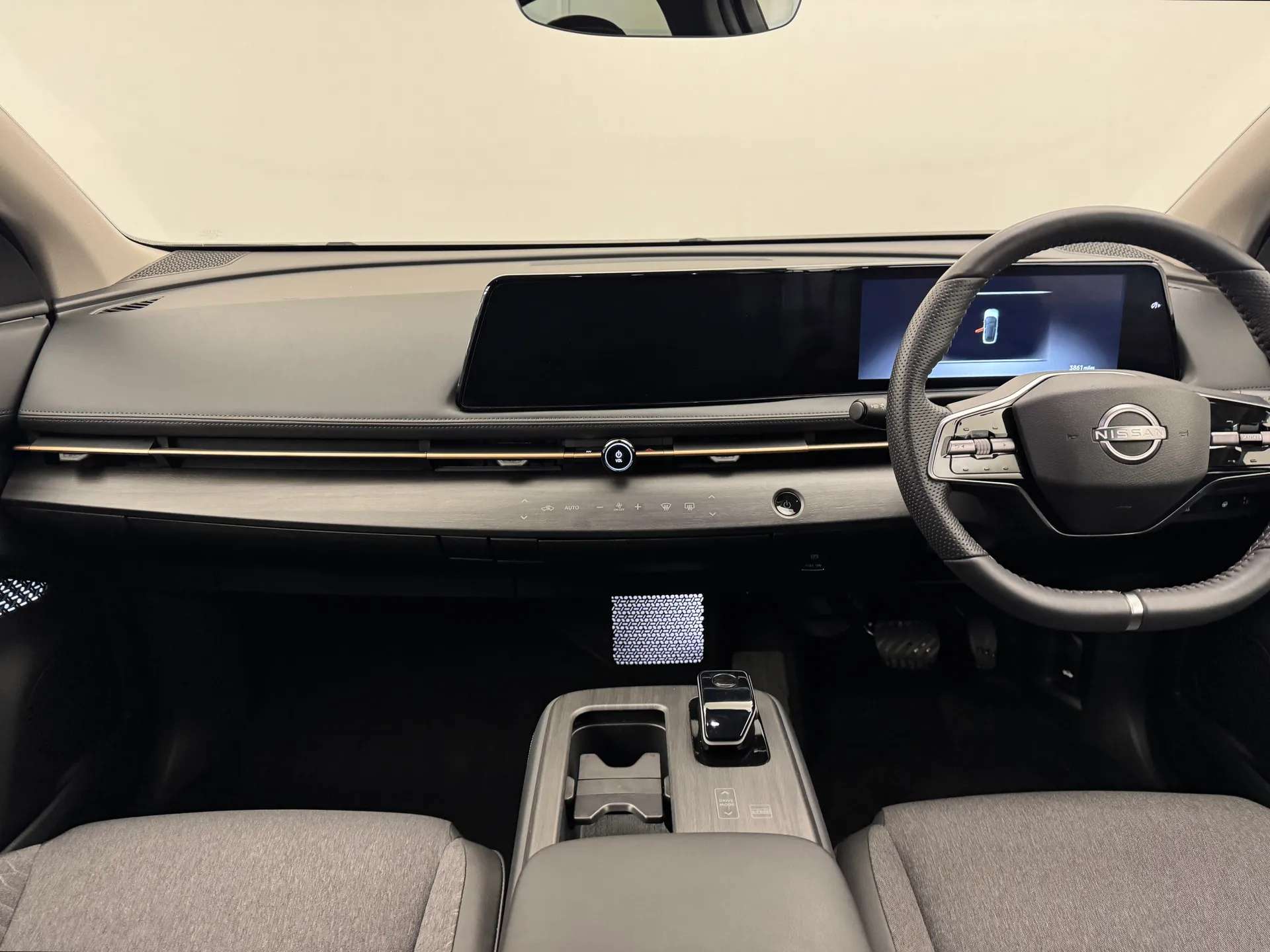 2024 NISSAN ARIYA 2024 NISSAN ARIYA