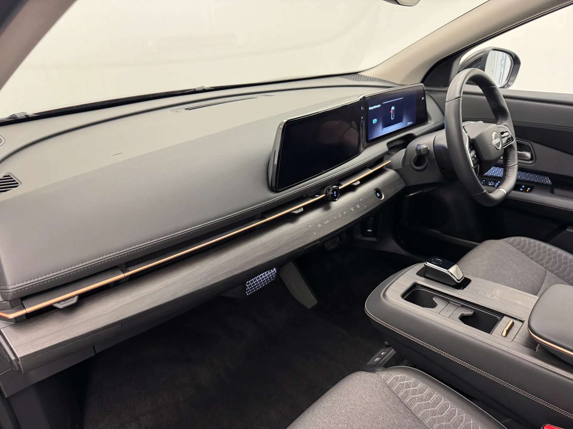 2024 NISSAN ARIYA 2024 NISSAN ARIYA