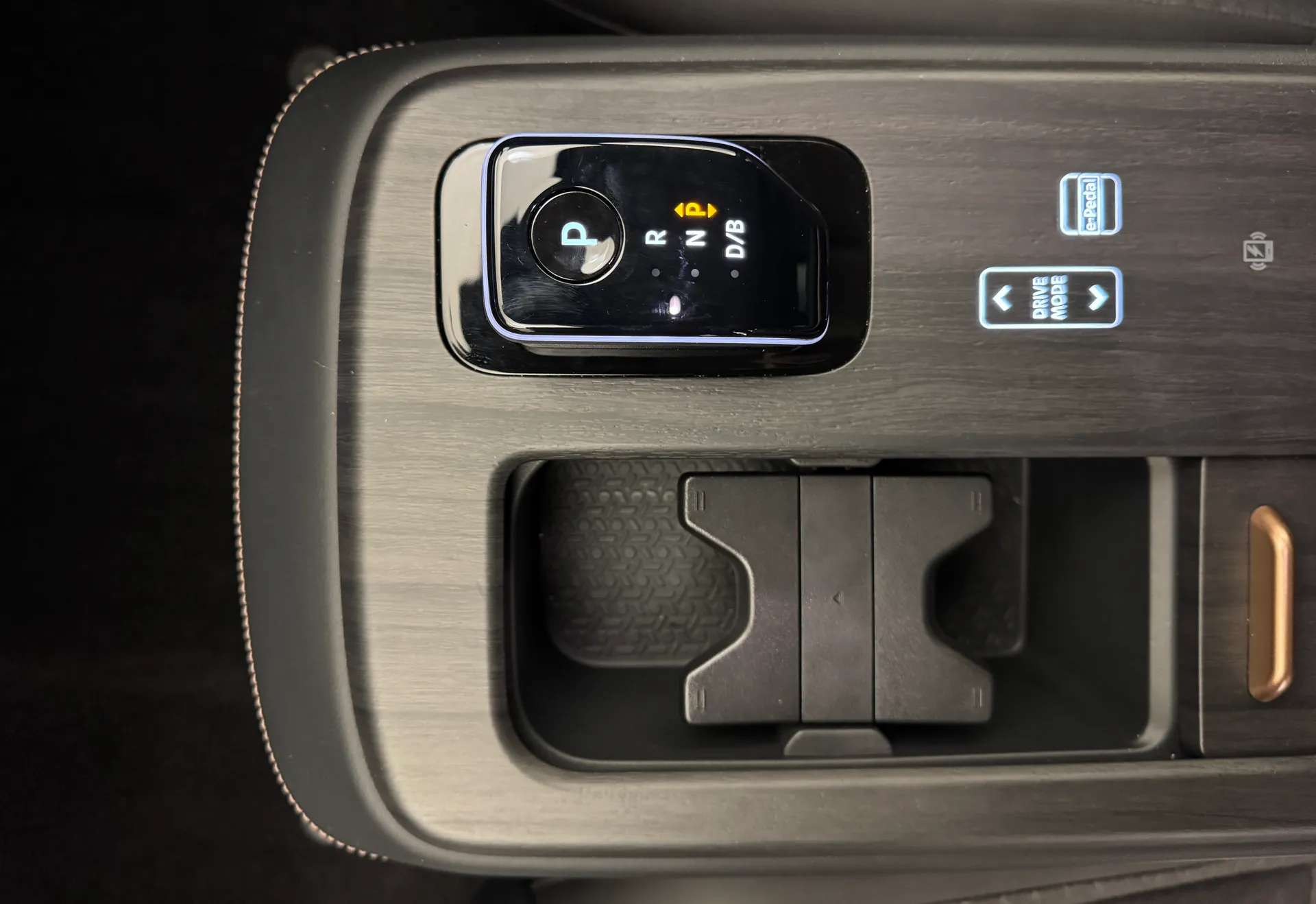 2024 NISSAN ARIYA 2024 NISSAN ARIYA