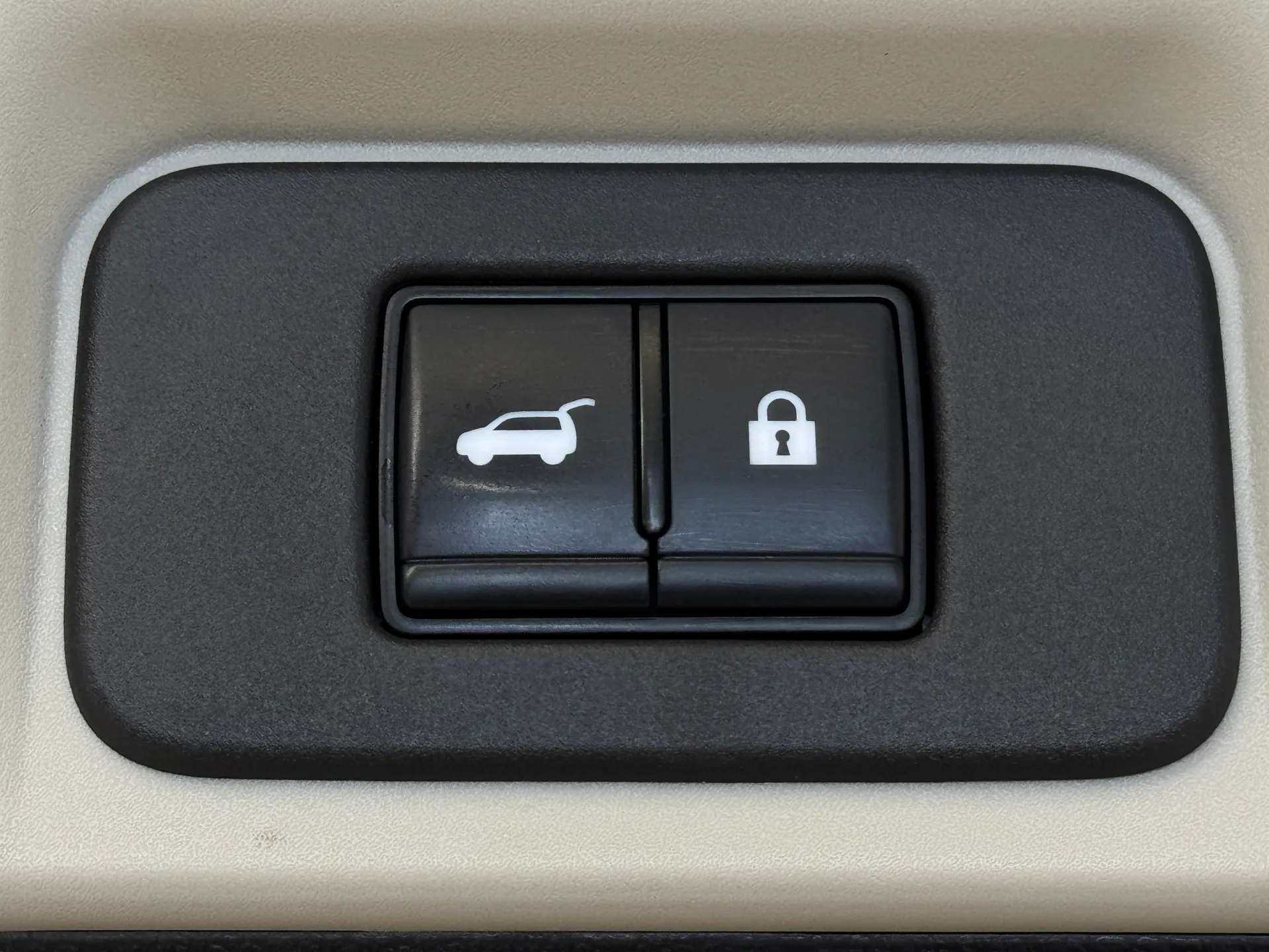 2023 NISSAN ARIYA 2023 NISSAN ARIYA