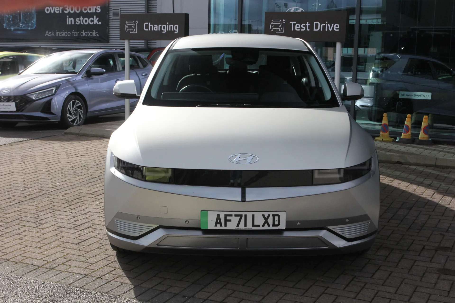 A 2021 HYUNDAI IONIQ 5 160kW Premium 73 kWh 5dr Auto ZERO DEPOSIT FINANCE AVAILABLE A 2021 HYUNDAI IONIQ 5 160kW Premium 73 kWh 5dr Auto ZERO DEPOSIT FINANCE AVAILABLE