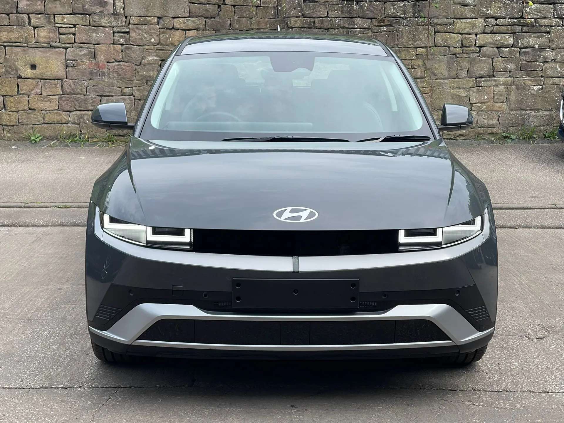 A 2026 HYUNDAI IONIQ 5 125kW Premium 63 kWh 5dr Auto âHEATED SEATSâCAMERAâNAVâ A 2026 HYUNDAI IONIQ 5 125kW Premium 63 kWh 5dr Auto âHEATED SEATSâCAMERAâNAVâ