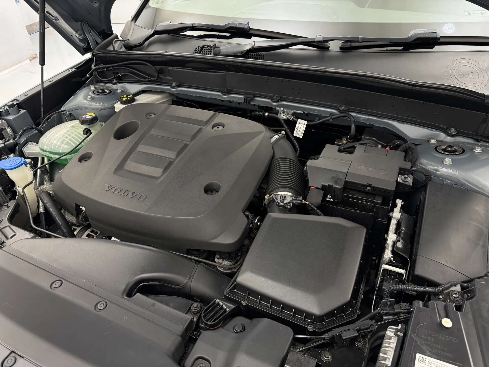 2020 VOLVO XC40 2020 VOLVO XC40