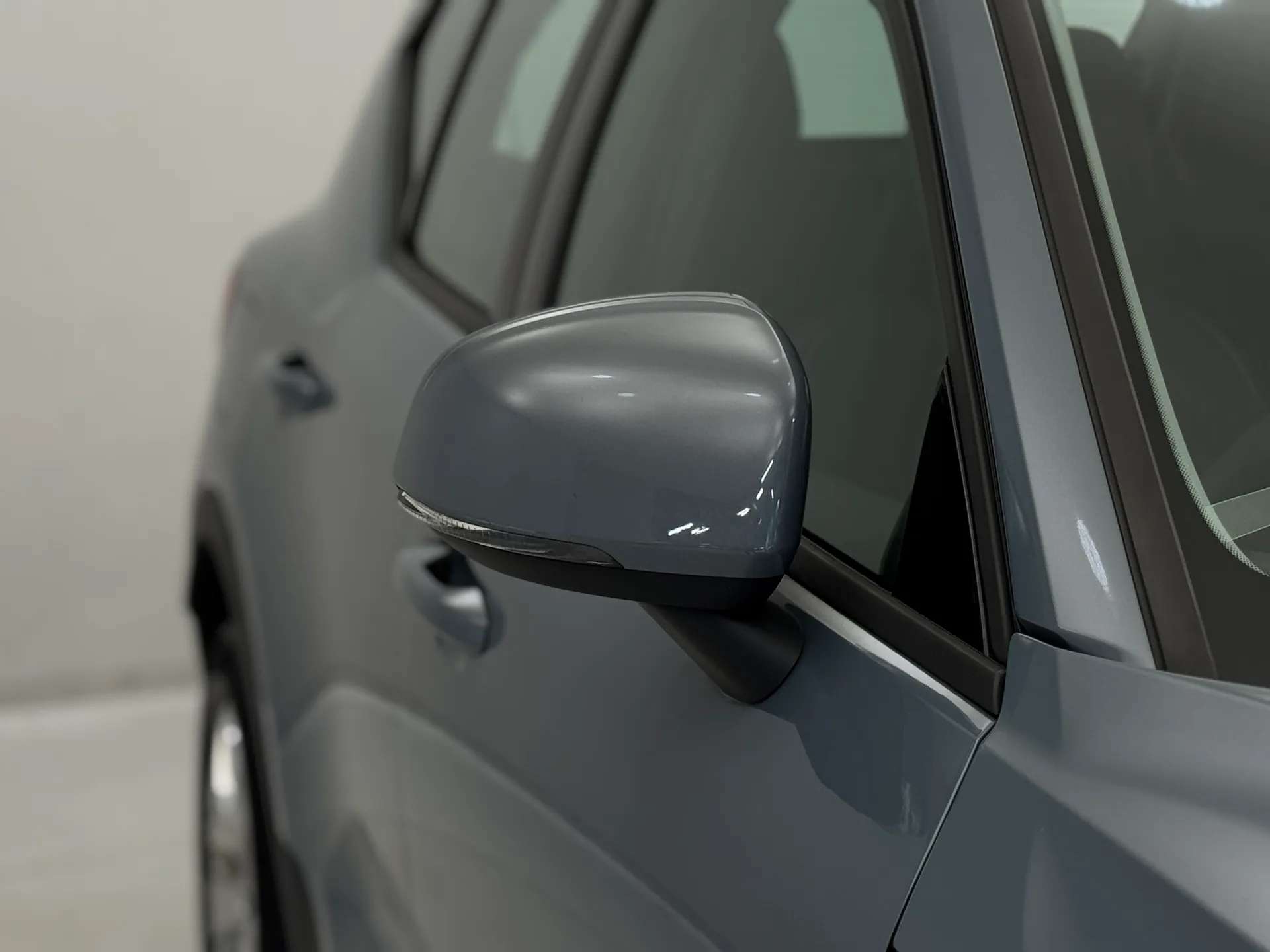 2020 VOLVO XC40 2020 VOLVO XC40