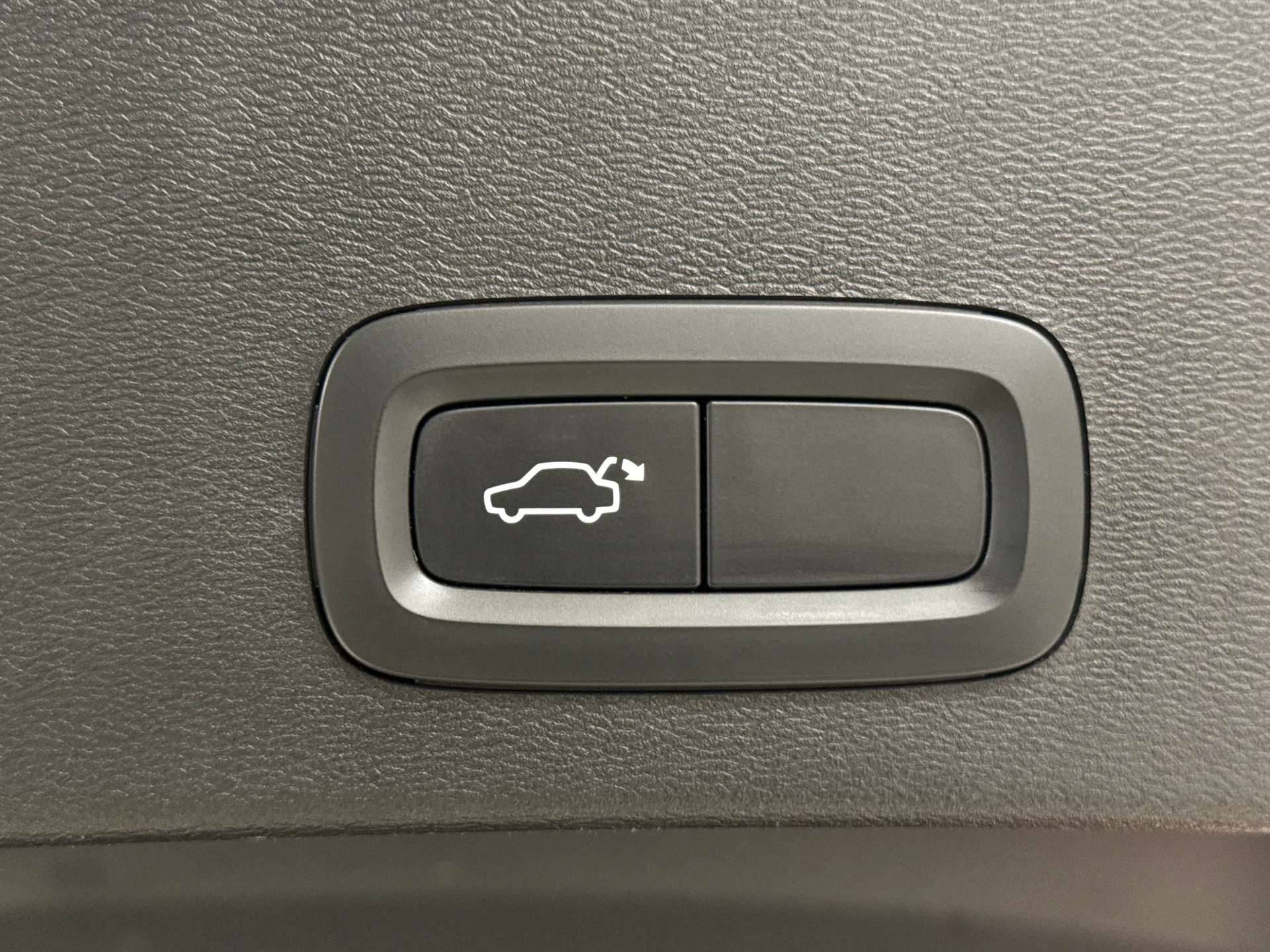 2021 VOLVO XC40 2021 VOLVO XC40