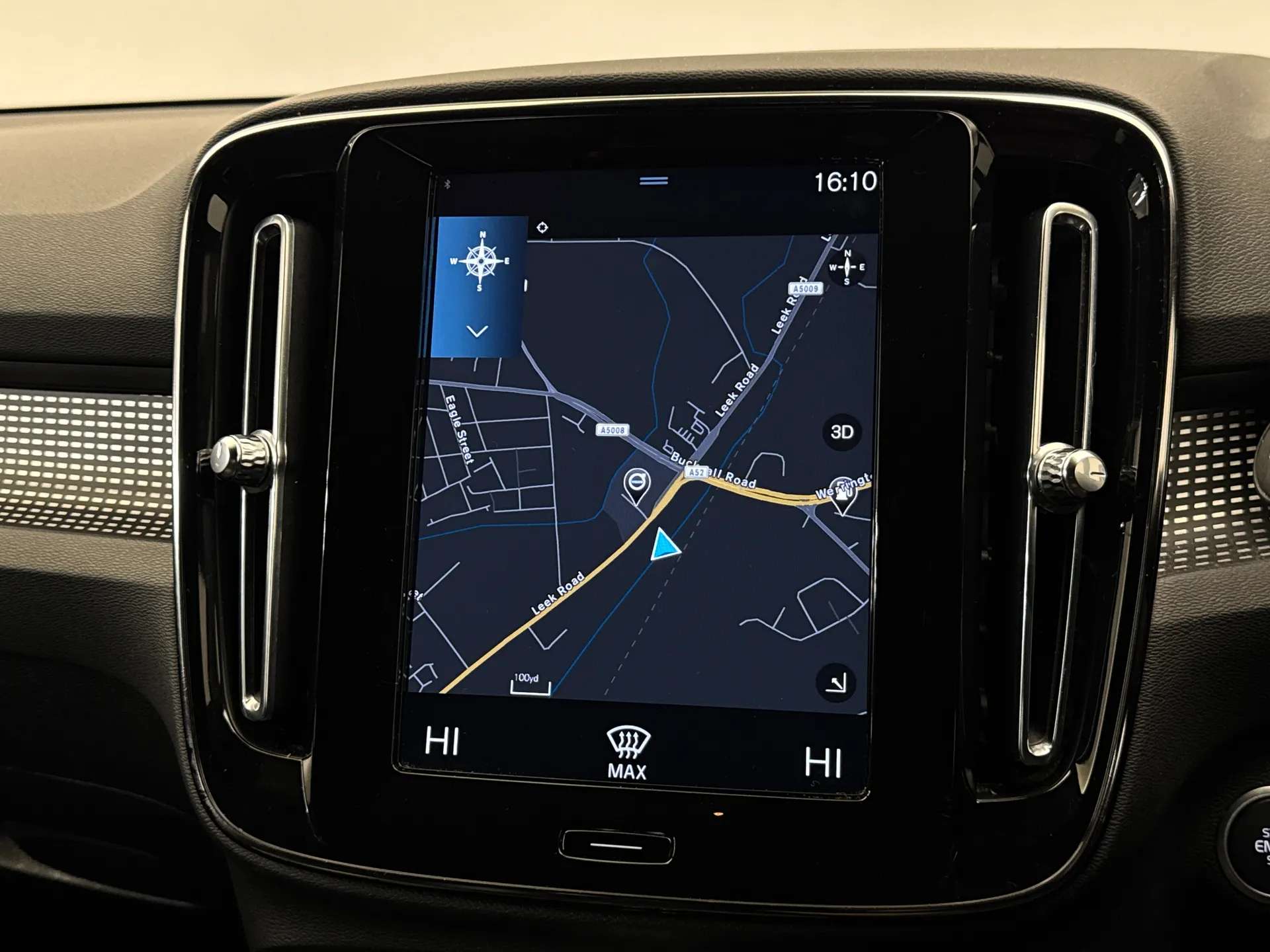 2021 VOLVO XC40 2021 VOLVO XC40