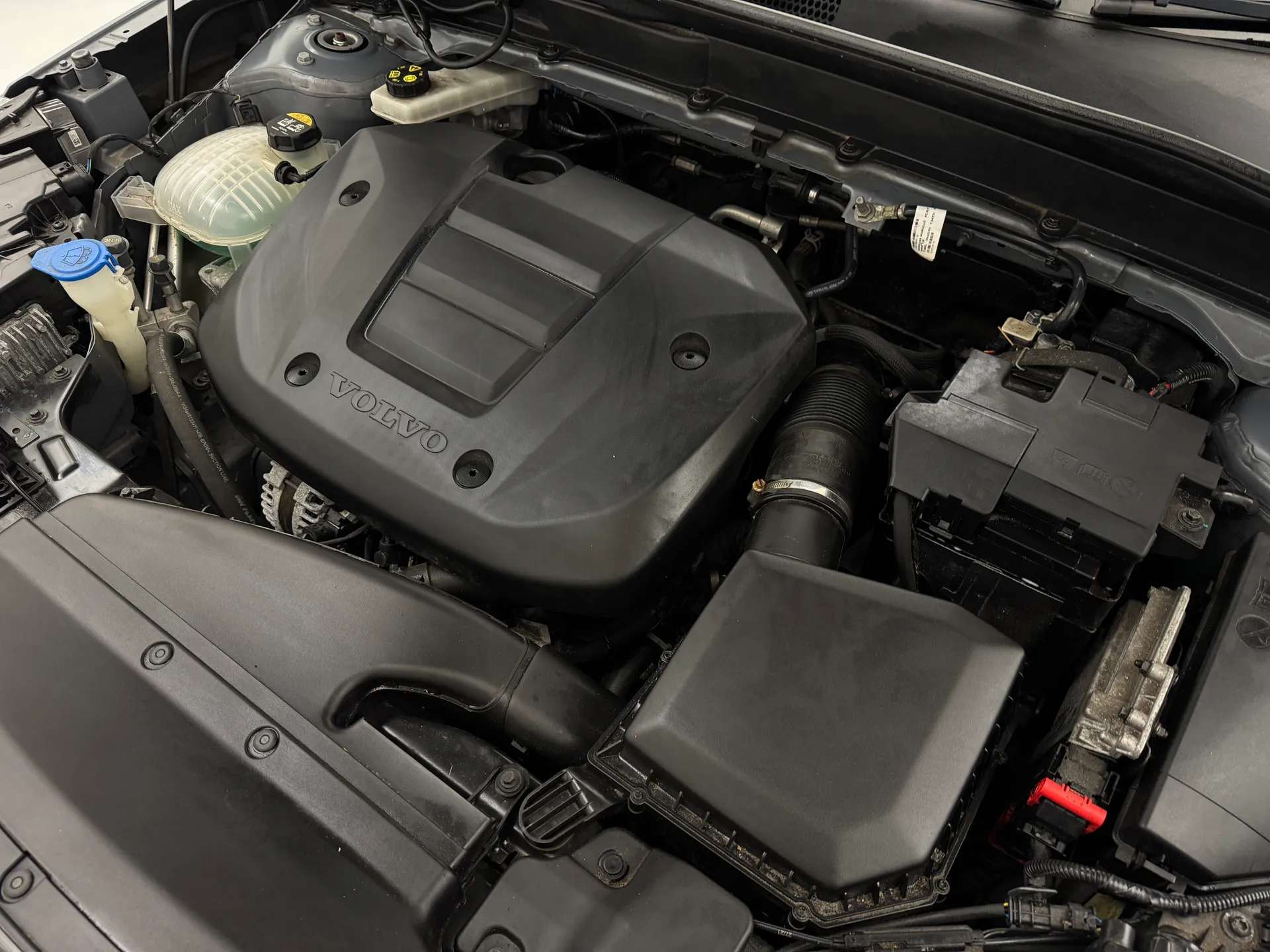 2021 VOLVO XC40 2021 VOLVO XC40