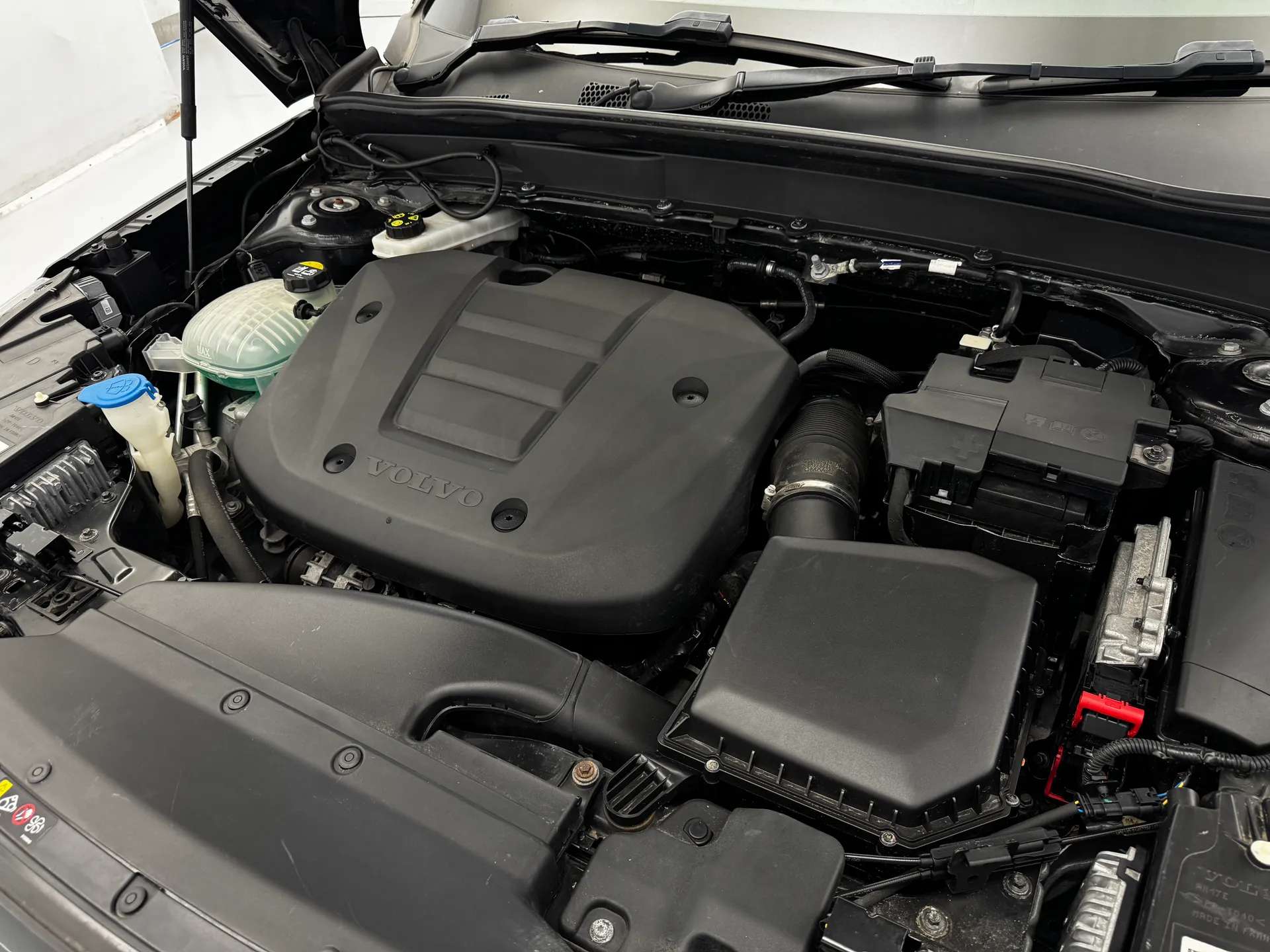 2022 VOLVO XC40 2022 VOLVO XC40