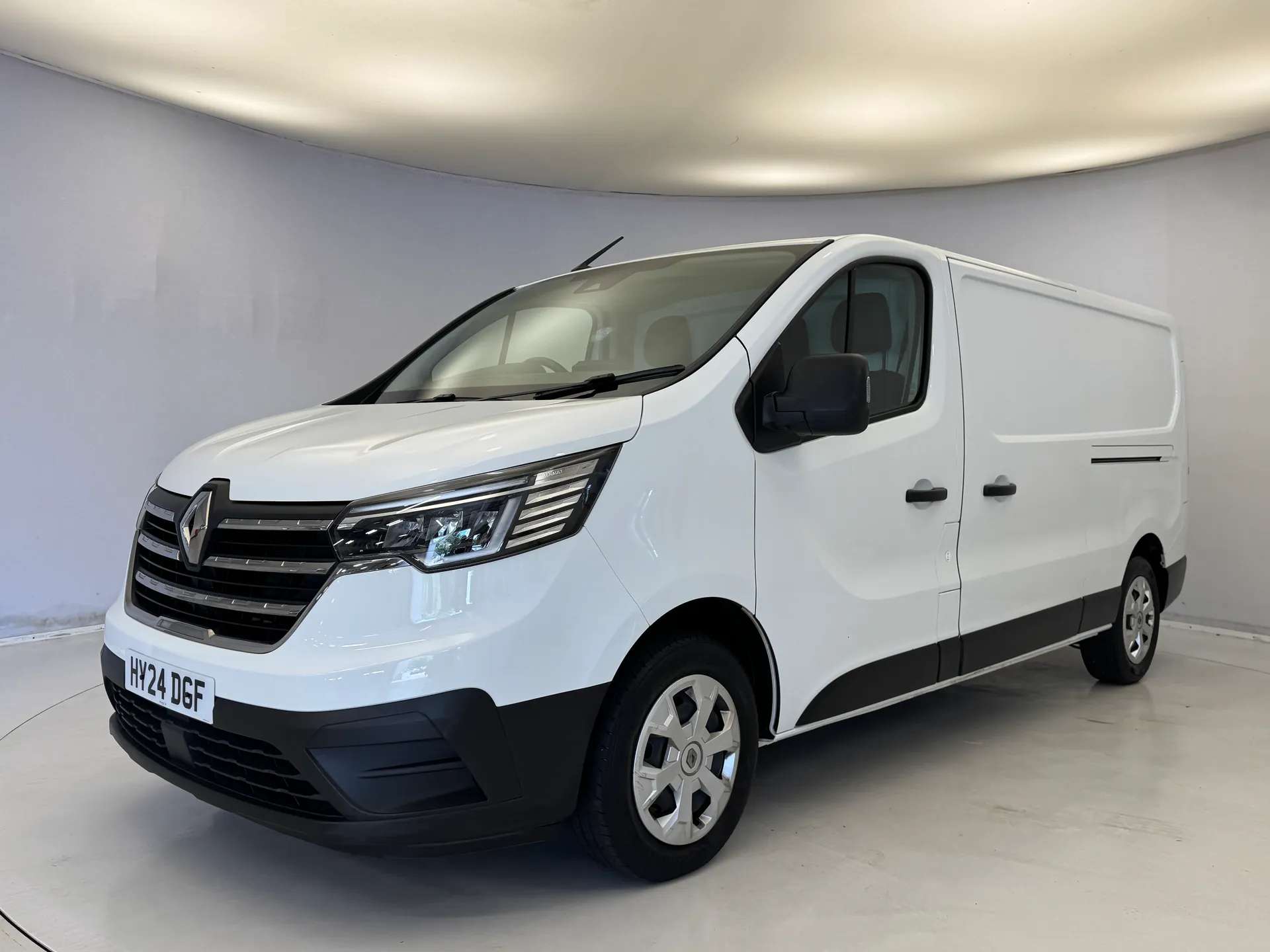 2024 RENAULT TRAFIC 2024 RENAULT TRAFIC