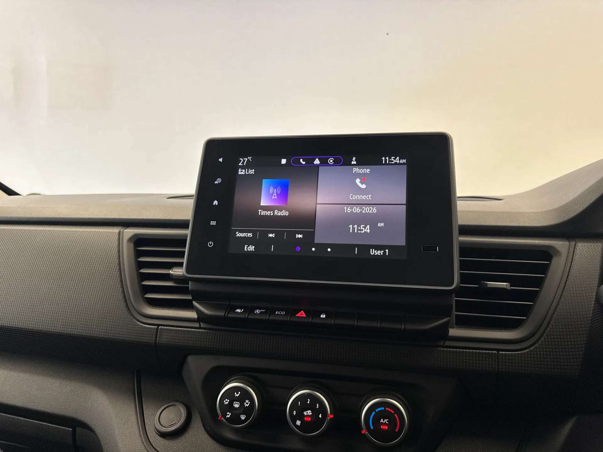2024 RENAULT TRAFIC 2024 RENAULT TRAFIC