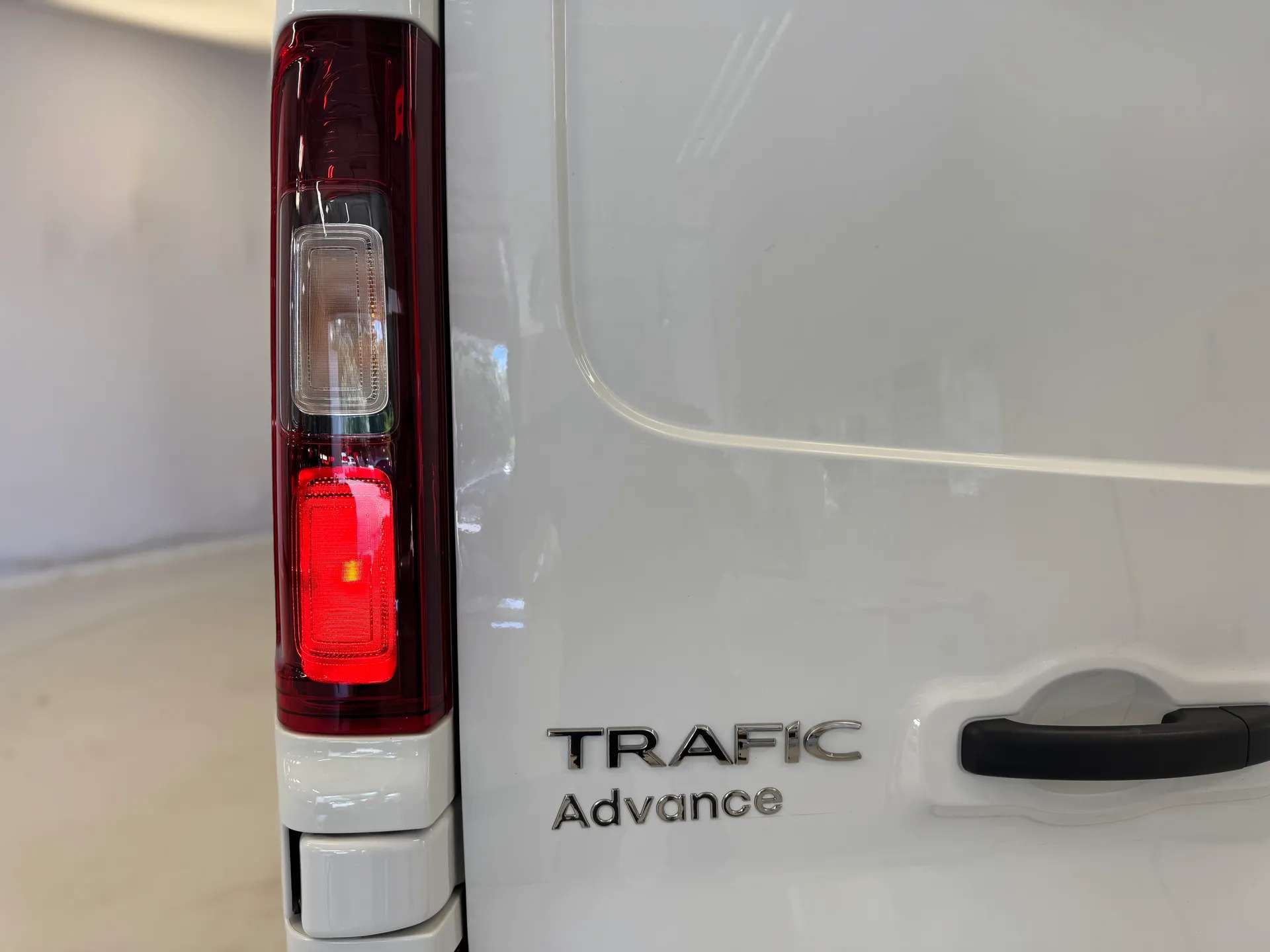 2024 RENAULT TRAFIC 2024 RENAULT TRAFIC