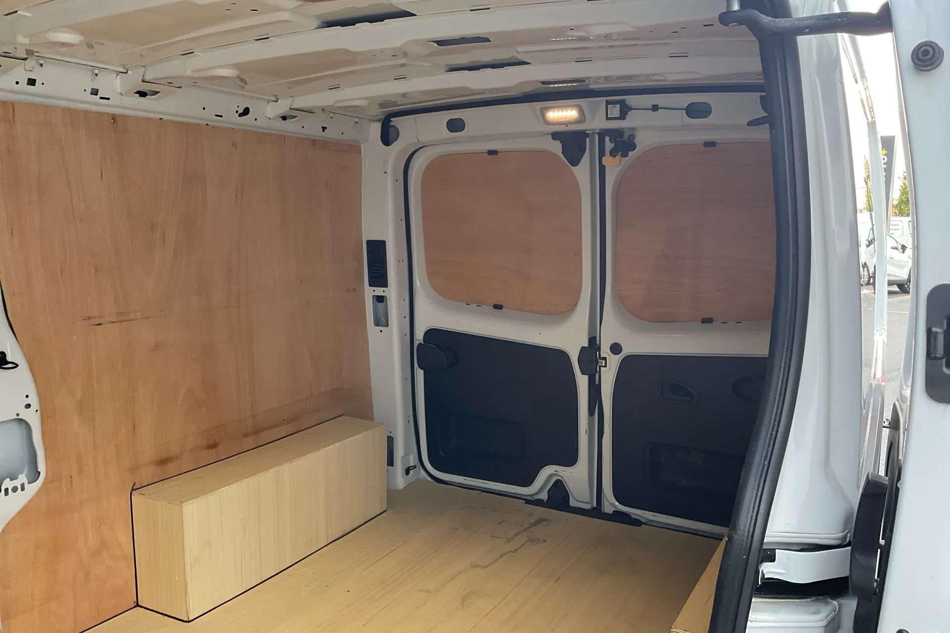 2024 RENAULT TRAFIC 2024 RENAULT TRAFIC