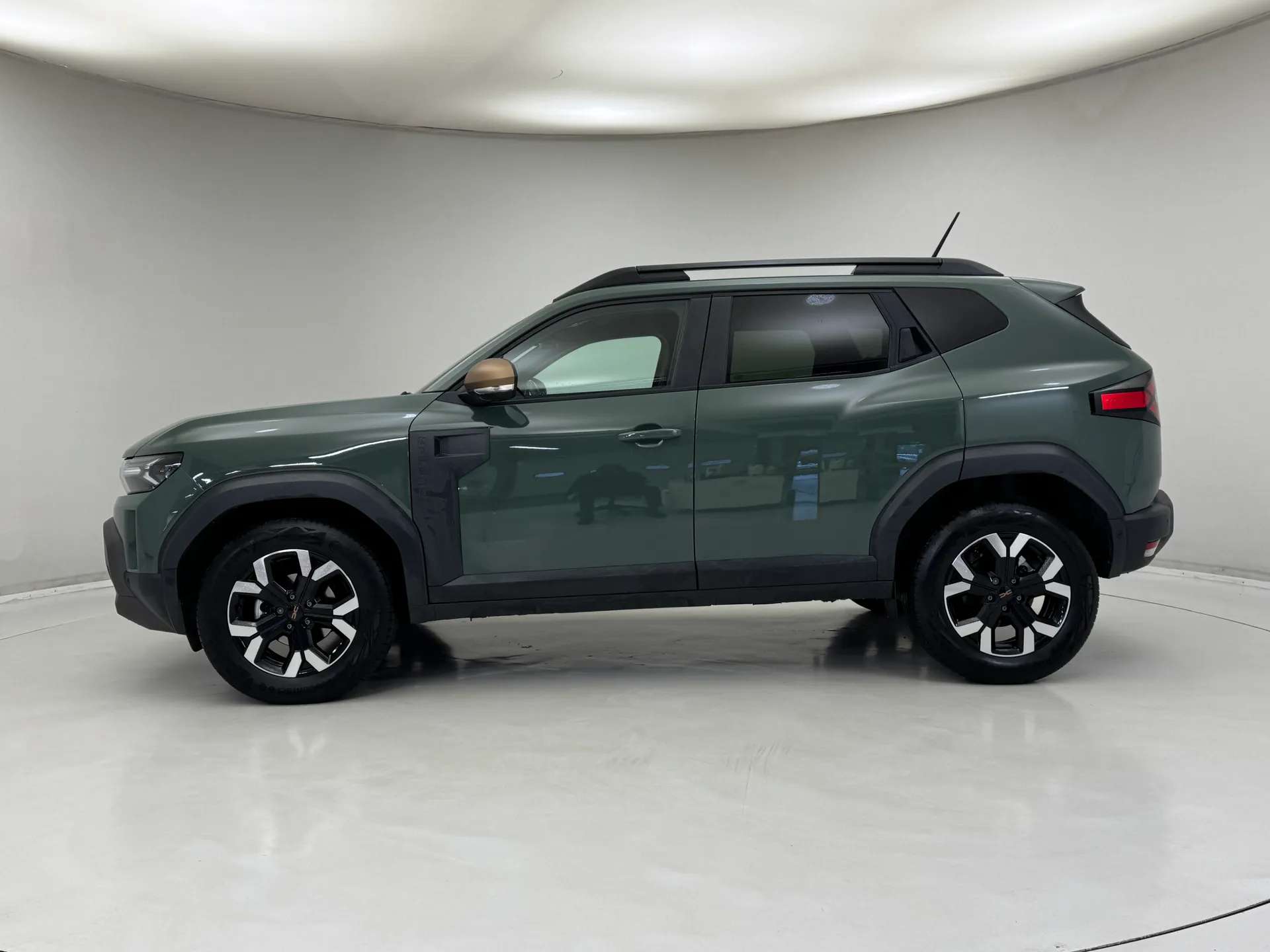 A 2025 DACIA DUSTER 1.2 TCe 130 Extreme 5dr A 2025 DACIA DUSTER 1.2 TCe 130 Extreme 5dr