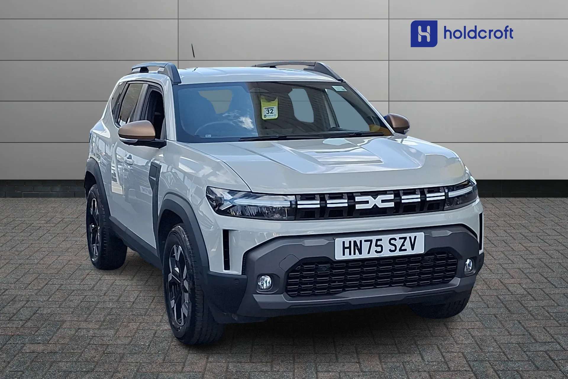 A 2025 DACIA DUSTER 1.2 TCe 130 Extreme 5dr A 2025 DACIA DUSTER 1.2 TCe 130 Extreme 5dr