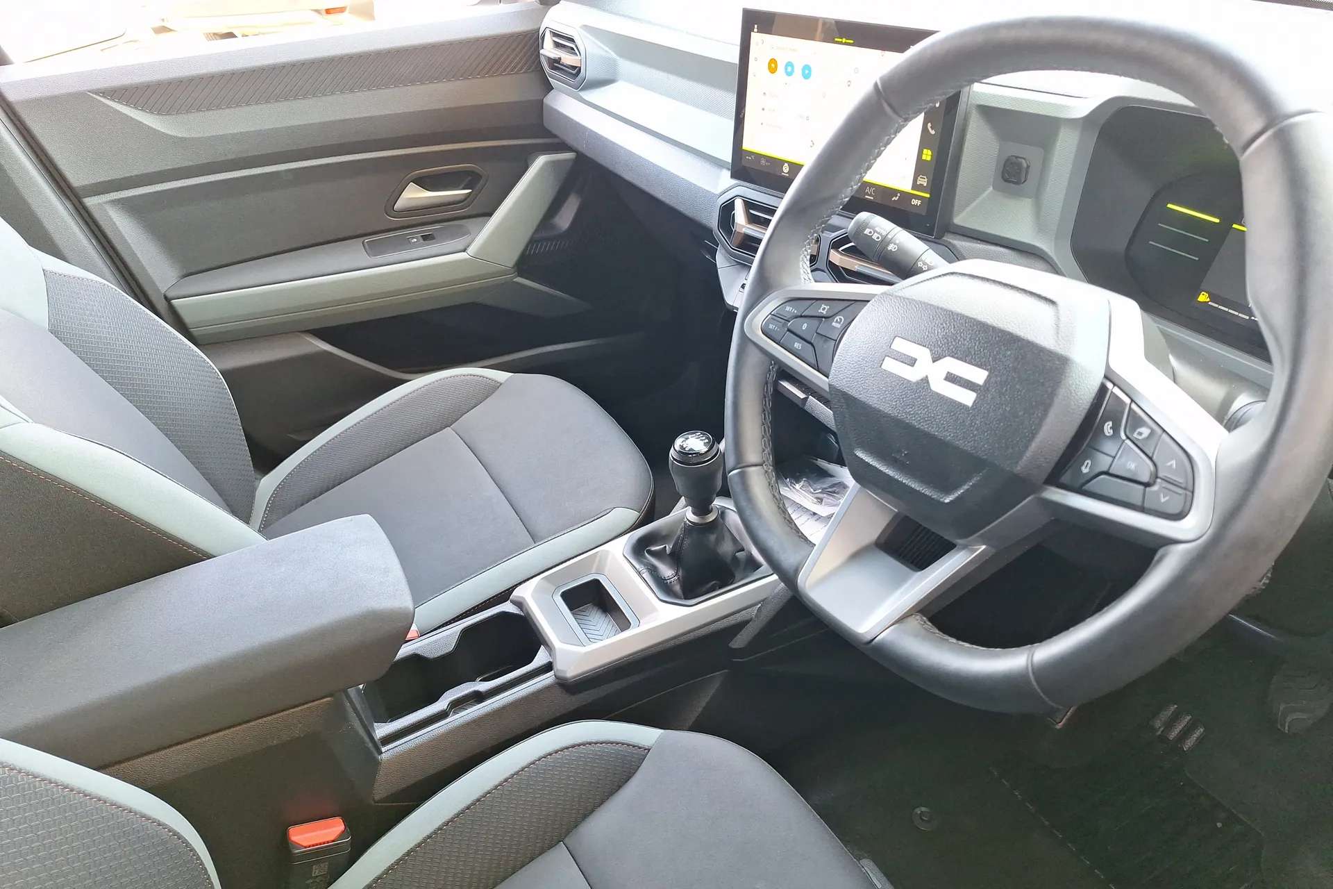 2025 DACIA DUSTER 2025 DACIA DUSTER