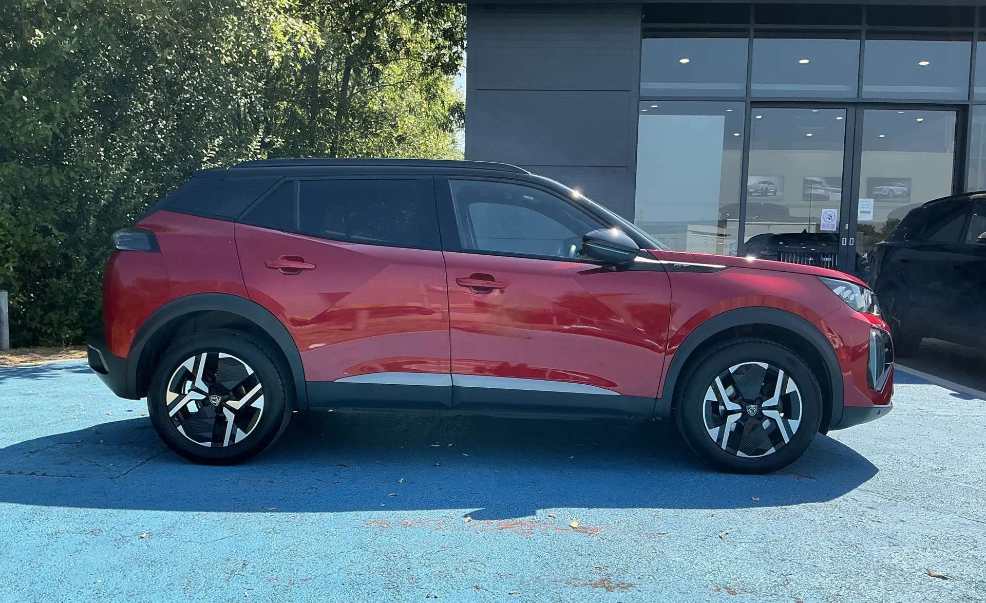 2023 PEUGEOT 2008 2023 PEUGEOT 2008