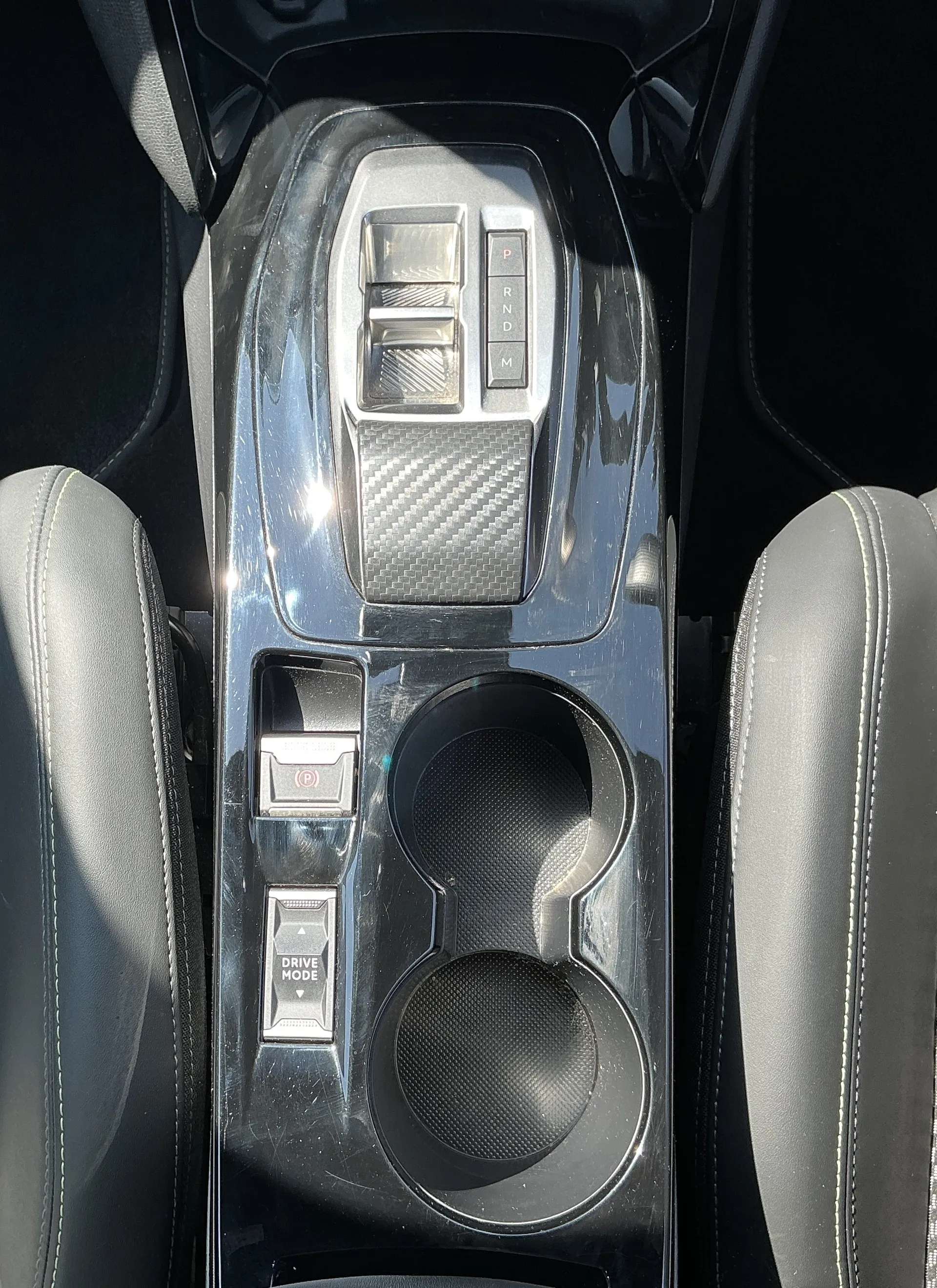 2023 PEUGEOT 2008 2023 PEUGEOT 2008