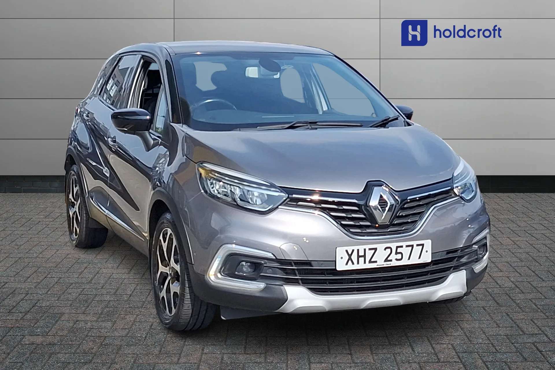 A 2019 RENAULT CAPTUR 1.3 TCE 130 GT Line 5dr A 2019 RENAULT CAPTUR 1.3 TCE 130 GT Line 5dr
