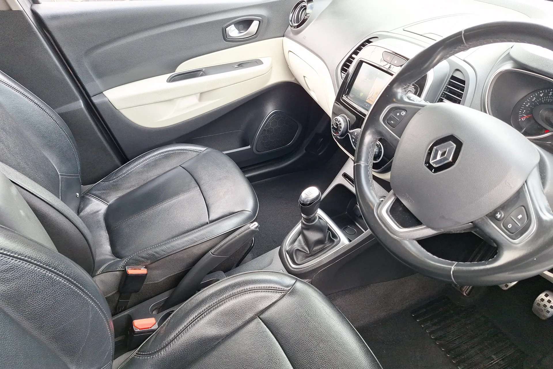 2019 RENAULT CAPTUR 2019 RENAULT CAPTUR