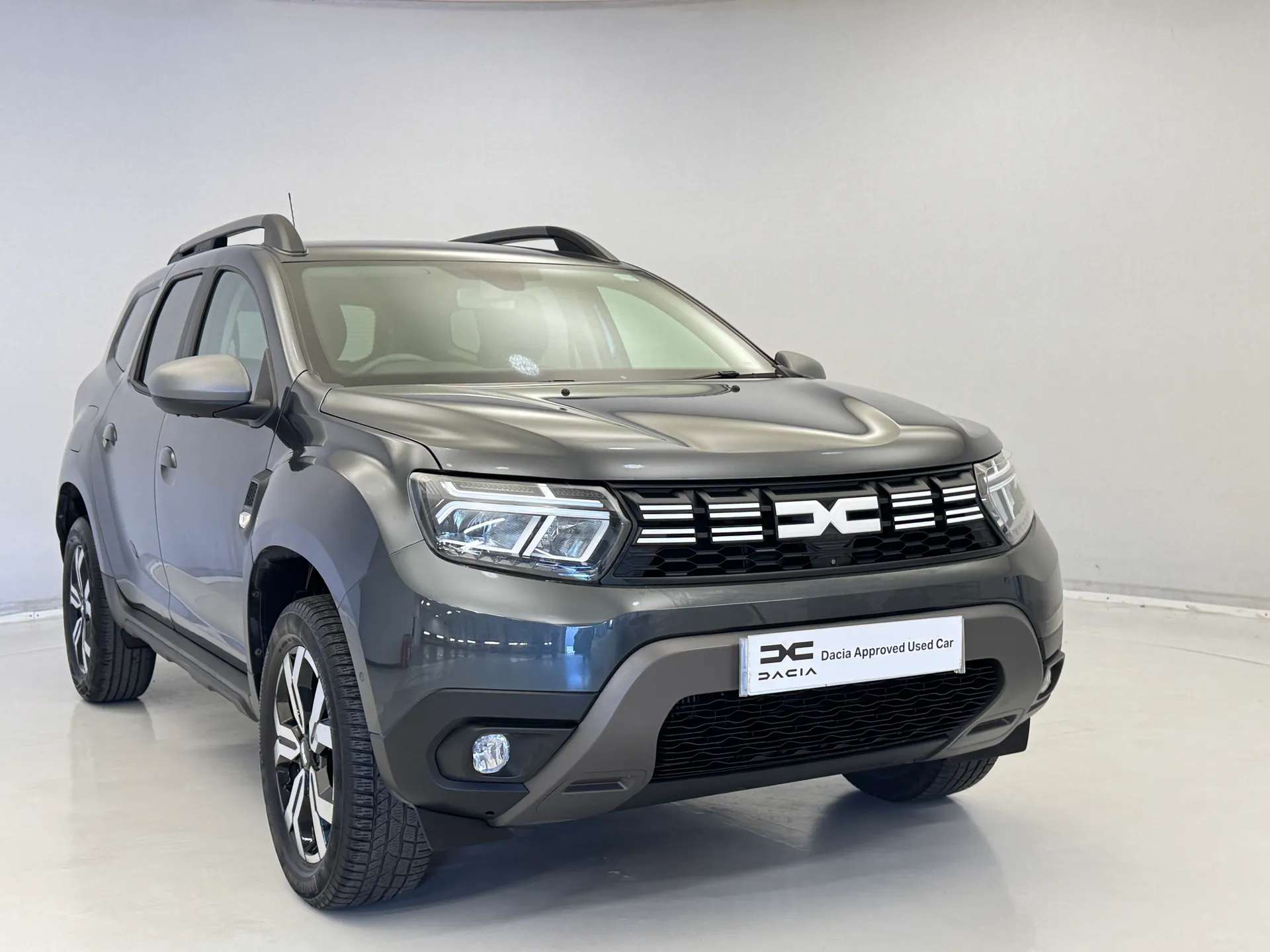 A 2023 DACIA DUSTER 1.3 TCe 130 Journey 5dr A 2023 DACIA DUSTER 1.3 TCe 130 Journey 5dr
